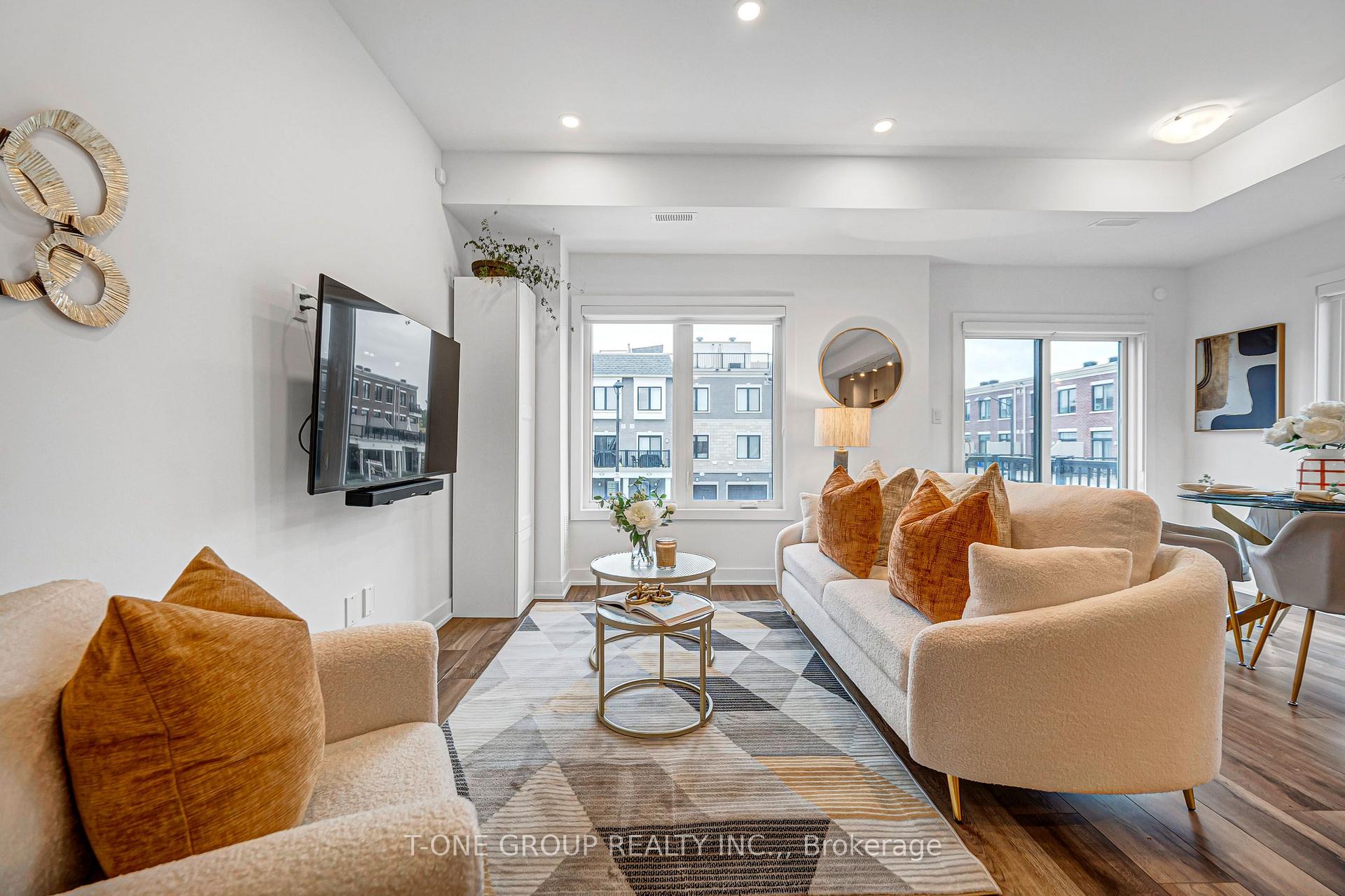 Photo 22 of 144 Covington Crescent, Whitchurch-Stouffville, Stouffville — HOMEH