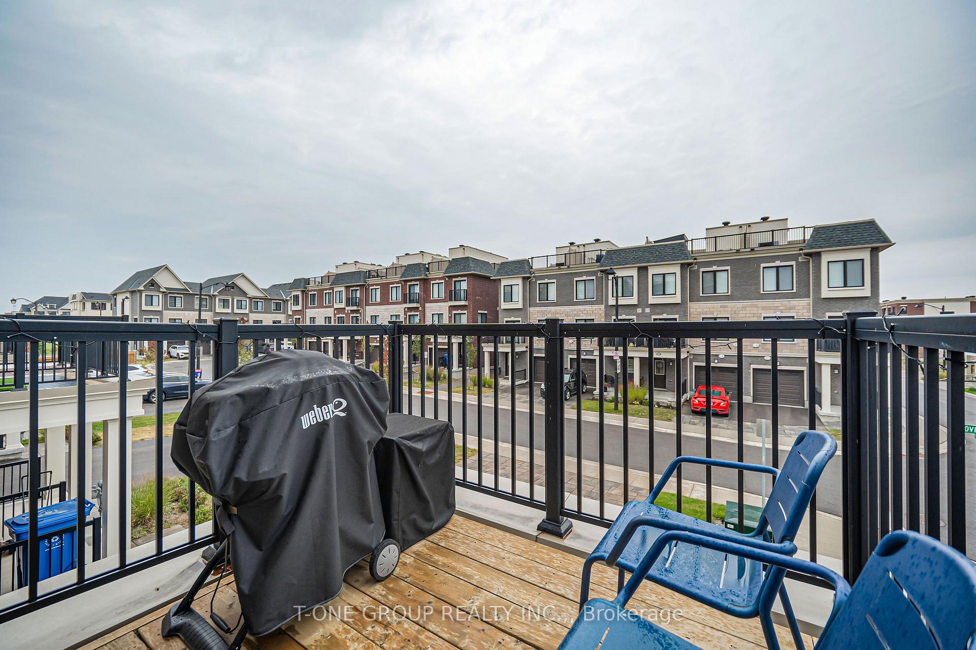 Photo 28 of 144 Covington Crescent, Whitchurch-Stouffville, Stouffville — HOMEH