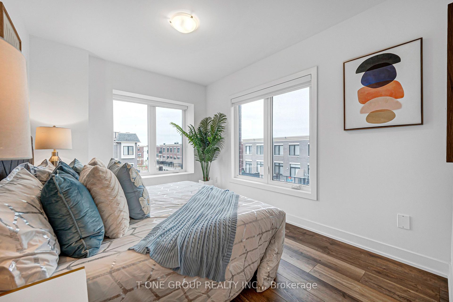 Photo 31 of 144 Covington Crescent, Whitchurch-Stouffville, Stouffville — HOMEH