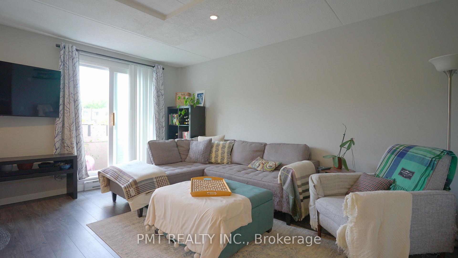 Photo 7 of Unit 203, 10 Cooper Street, Cambridge, Hespeler Village — HOMEH