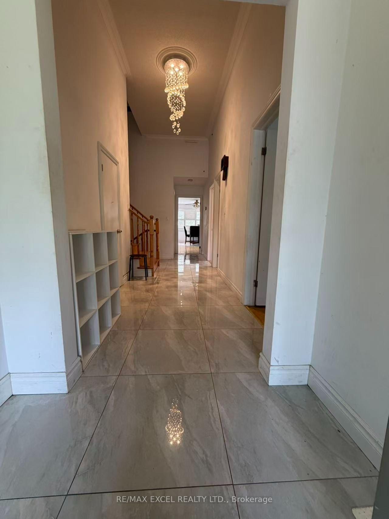 Photo 5 of Unit Upper, 56 Leafield Drive, Scarborough, L'Amoreaux — HOMEH