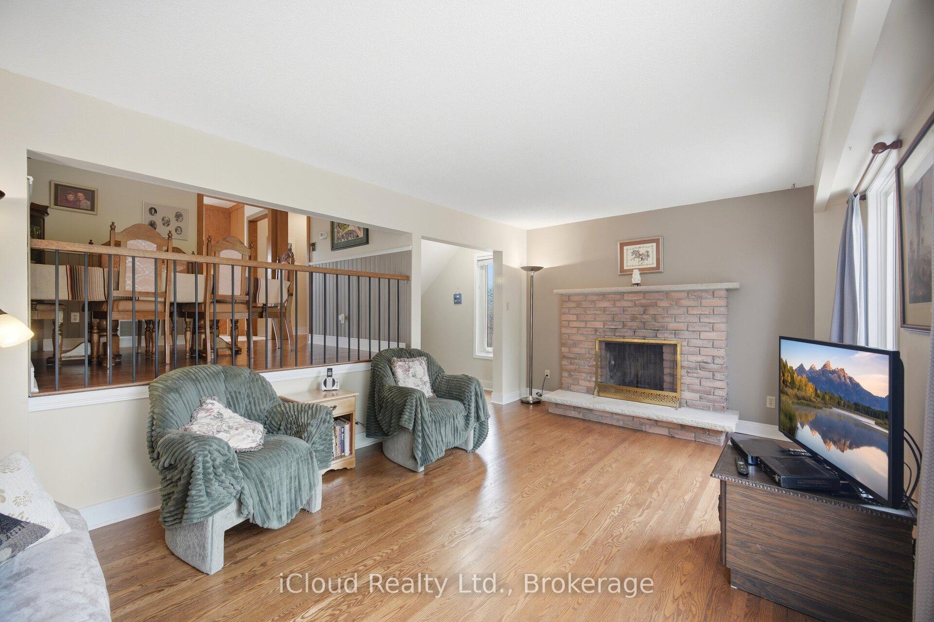 Photo 13 of 82 English Street, Brampton, Brampton West — HOMEH