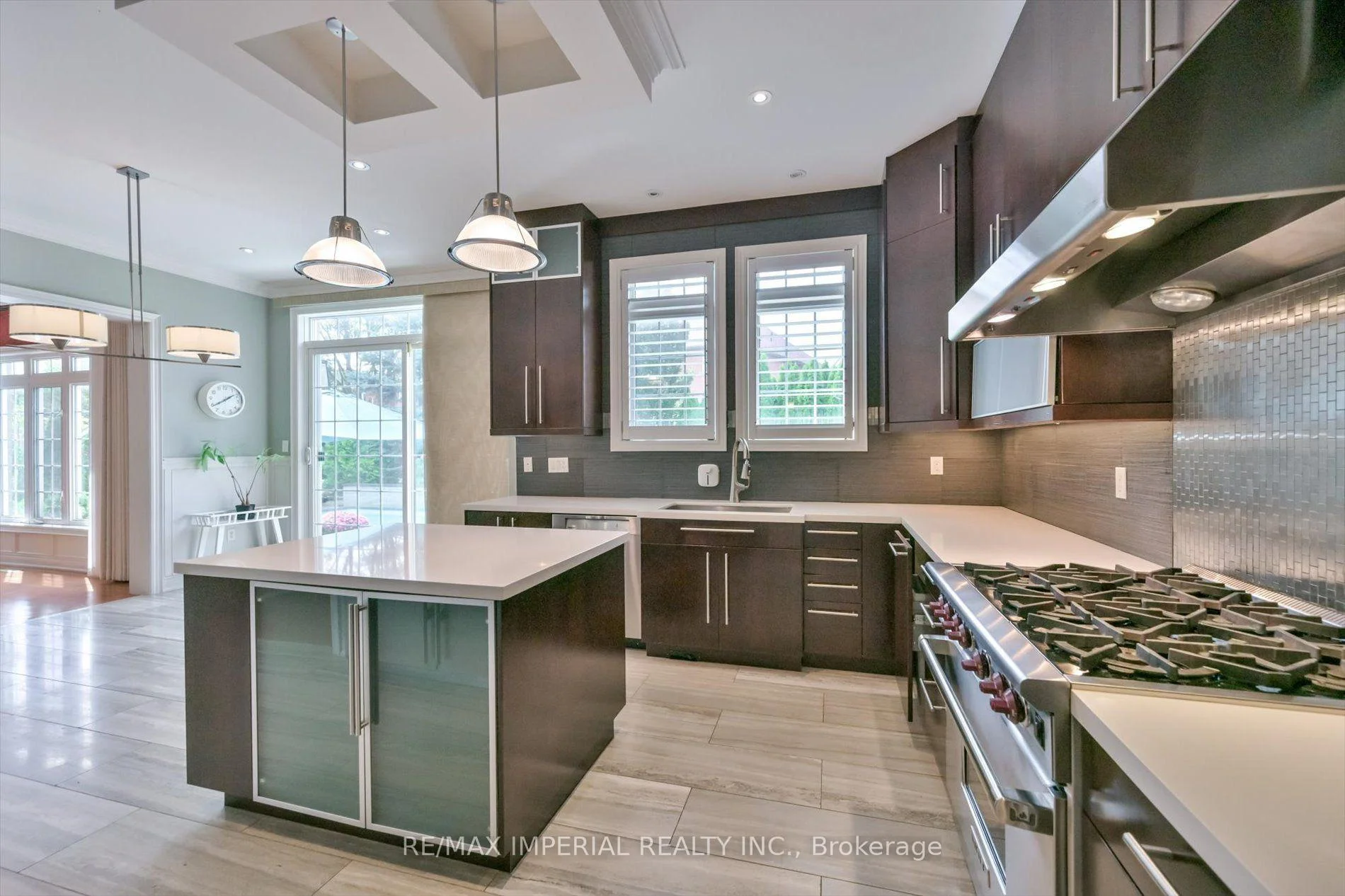Photo 21 of 11 Candlelight Drive, Richmond Hill, Jefferson — HOMEH