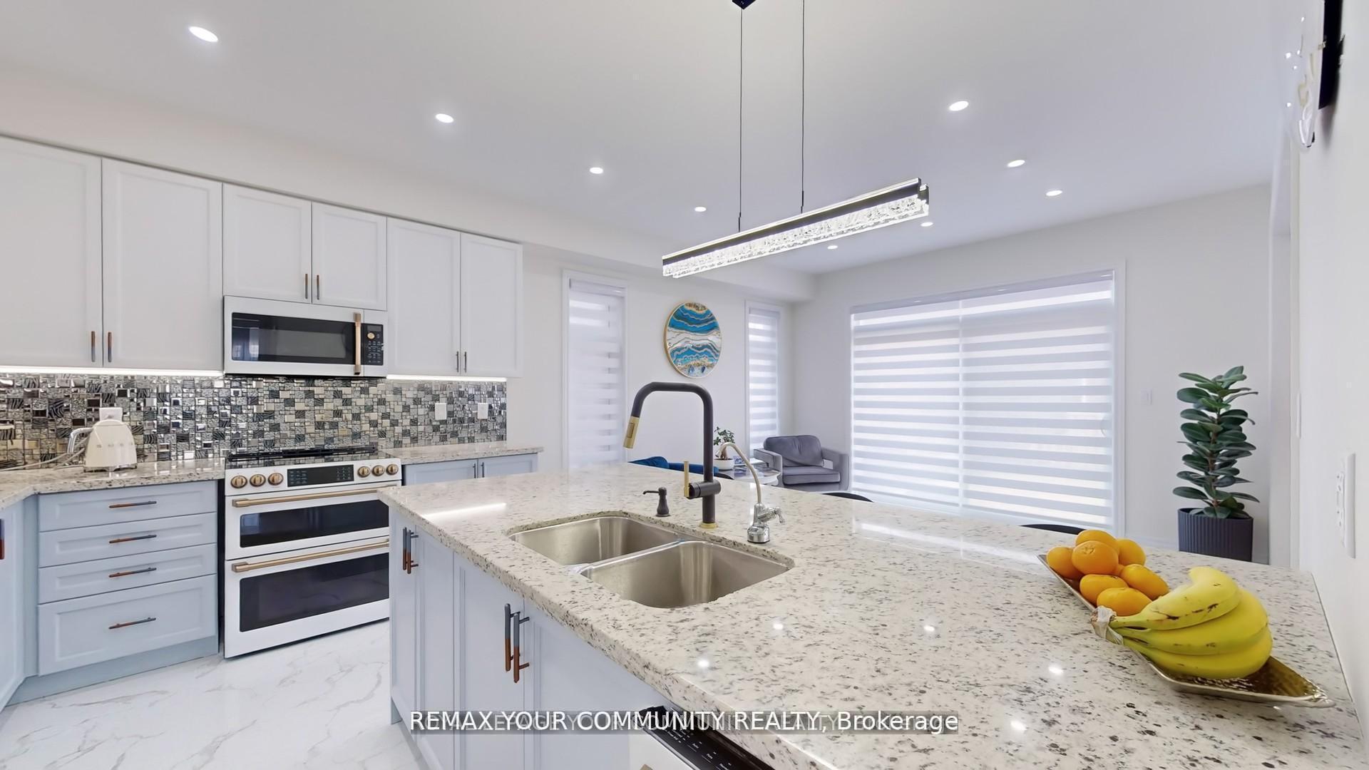 Photo 13 of 1072 Wickham Road, Innisfil, Rural Innisfil — HOMEH