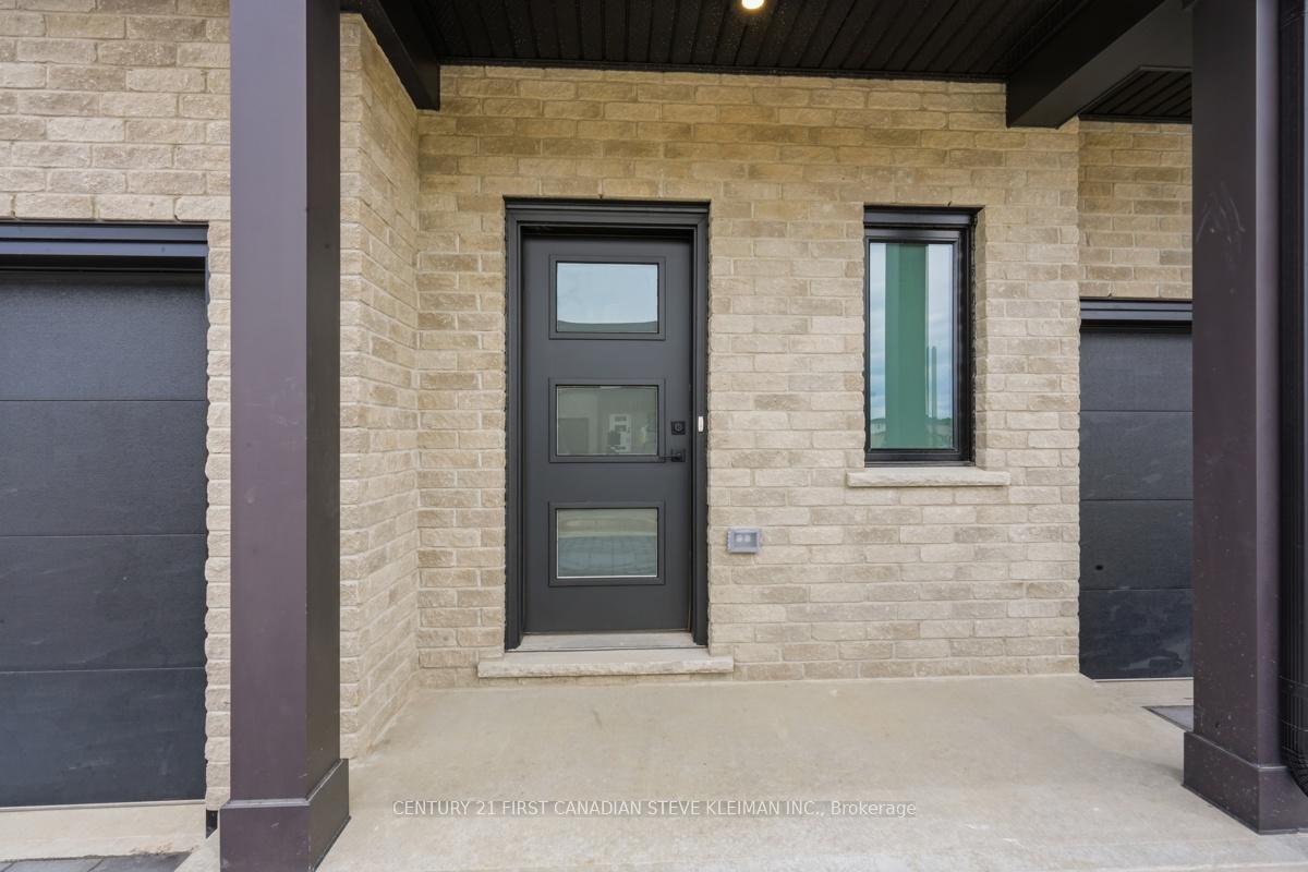 Photo 4 of Unit 105, 2840 Buroak Drive, London, North S — HOMEH