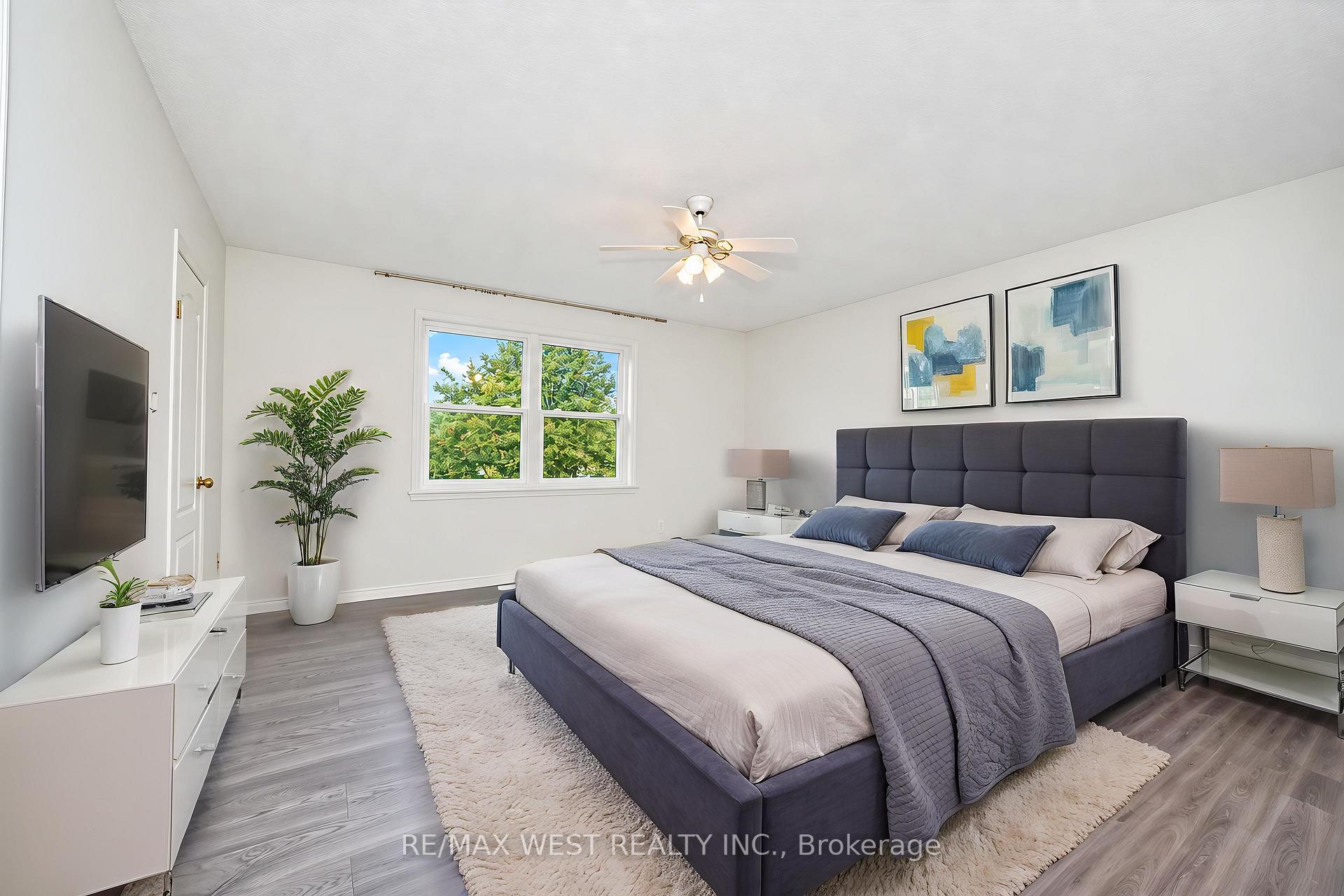 Photo 8 of 24 Smith Drive, Uxbridge, Rural Uxbridge — HOMEH