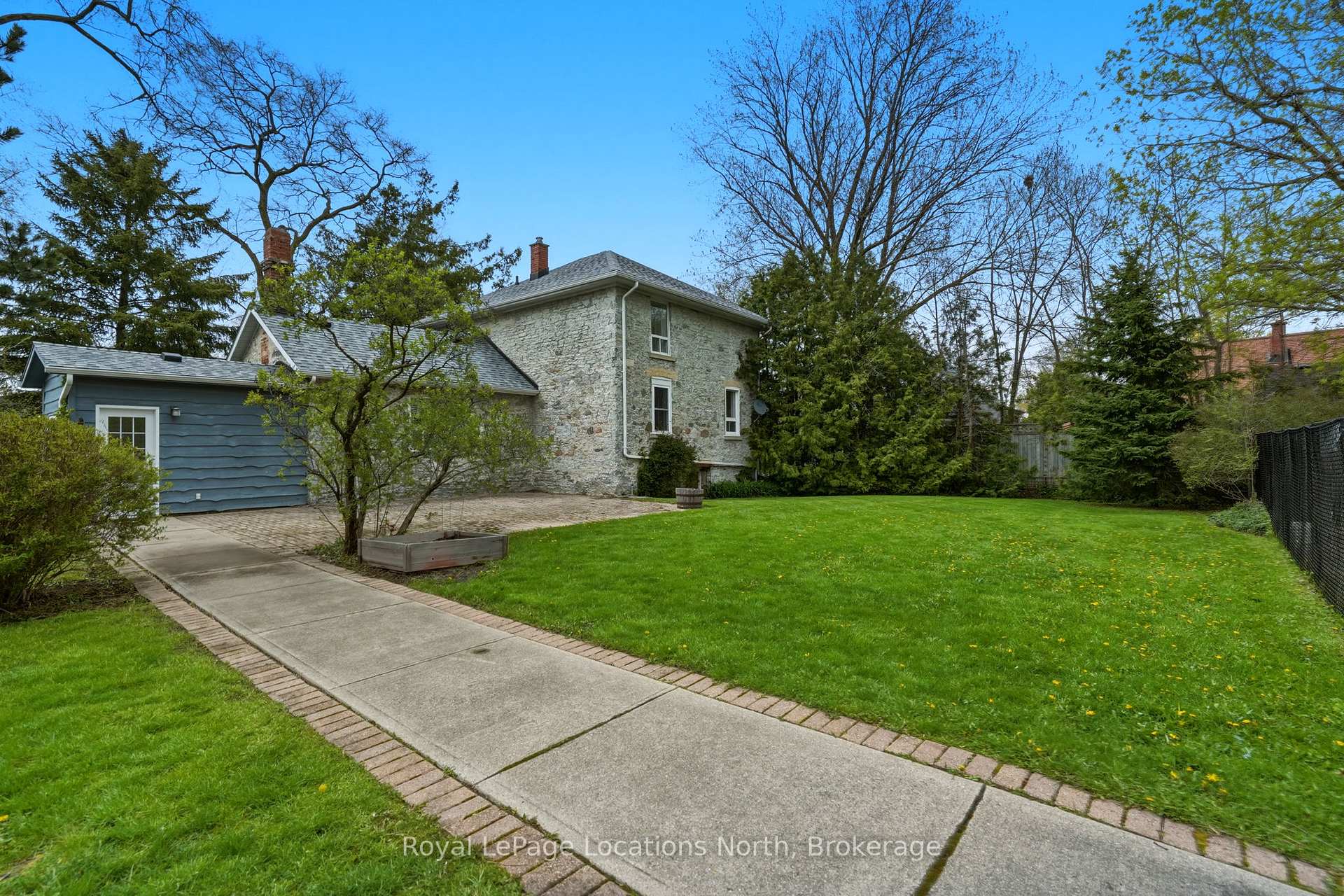 Photo 2 of 562 Cameron Street, Collingwood — HOMEH
