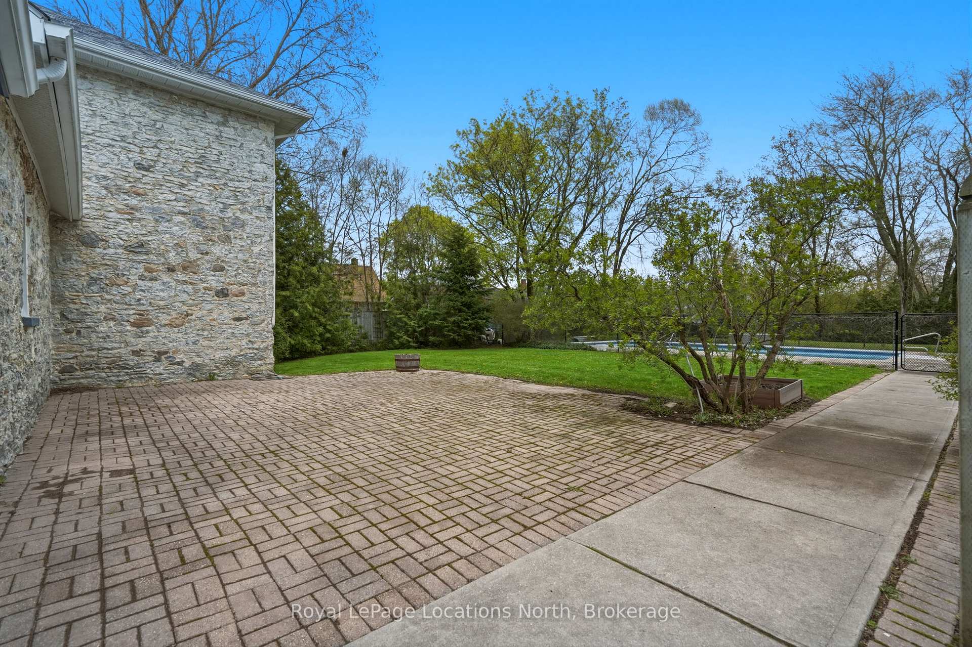 Photo 32 of 562 Cameron Street, Collingwood — HOMEH