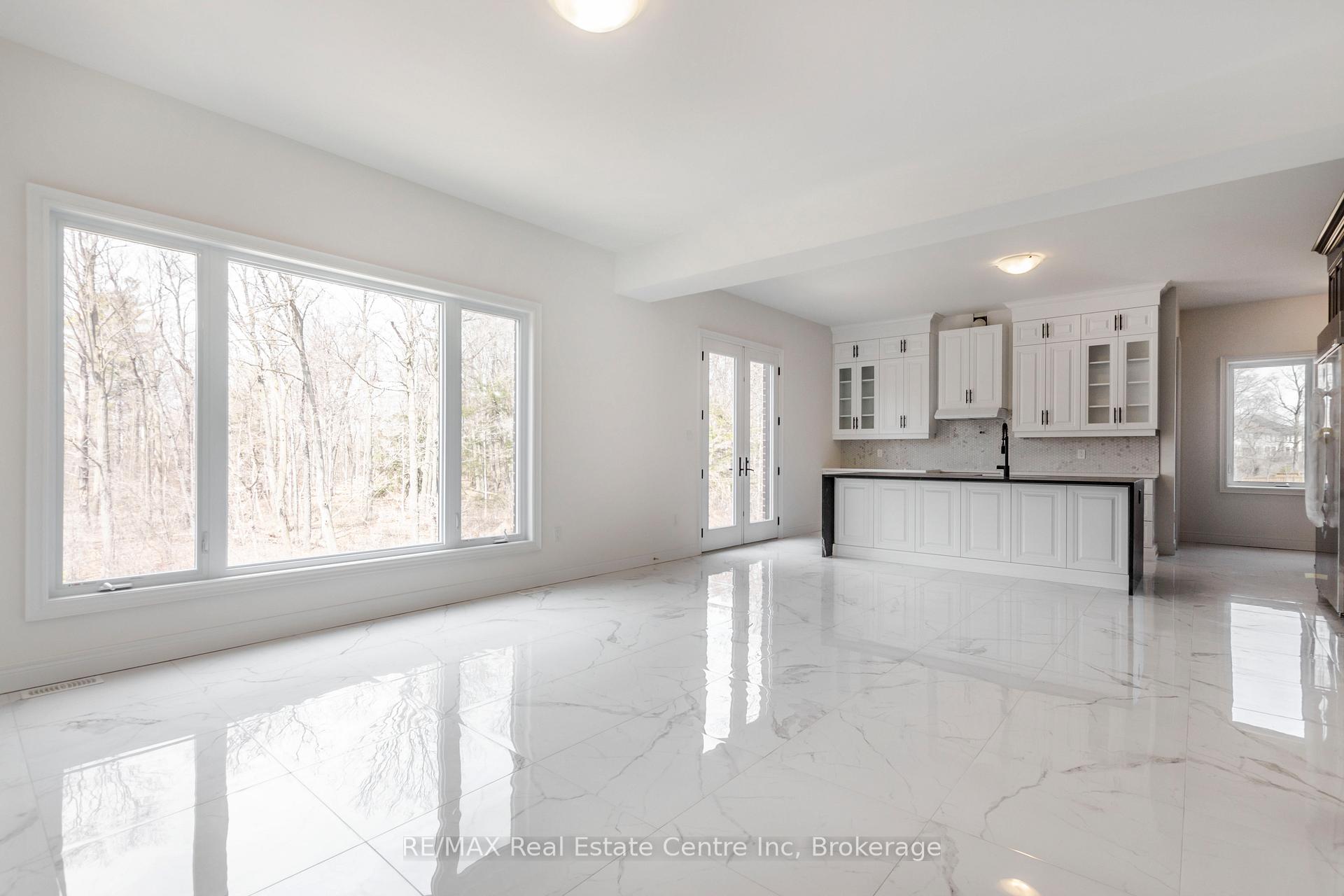 Photo 6 of 143 Ambrous Crescent, Guelph, Kortright East — HOMEH