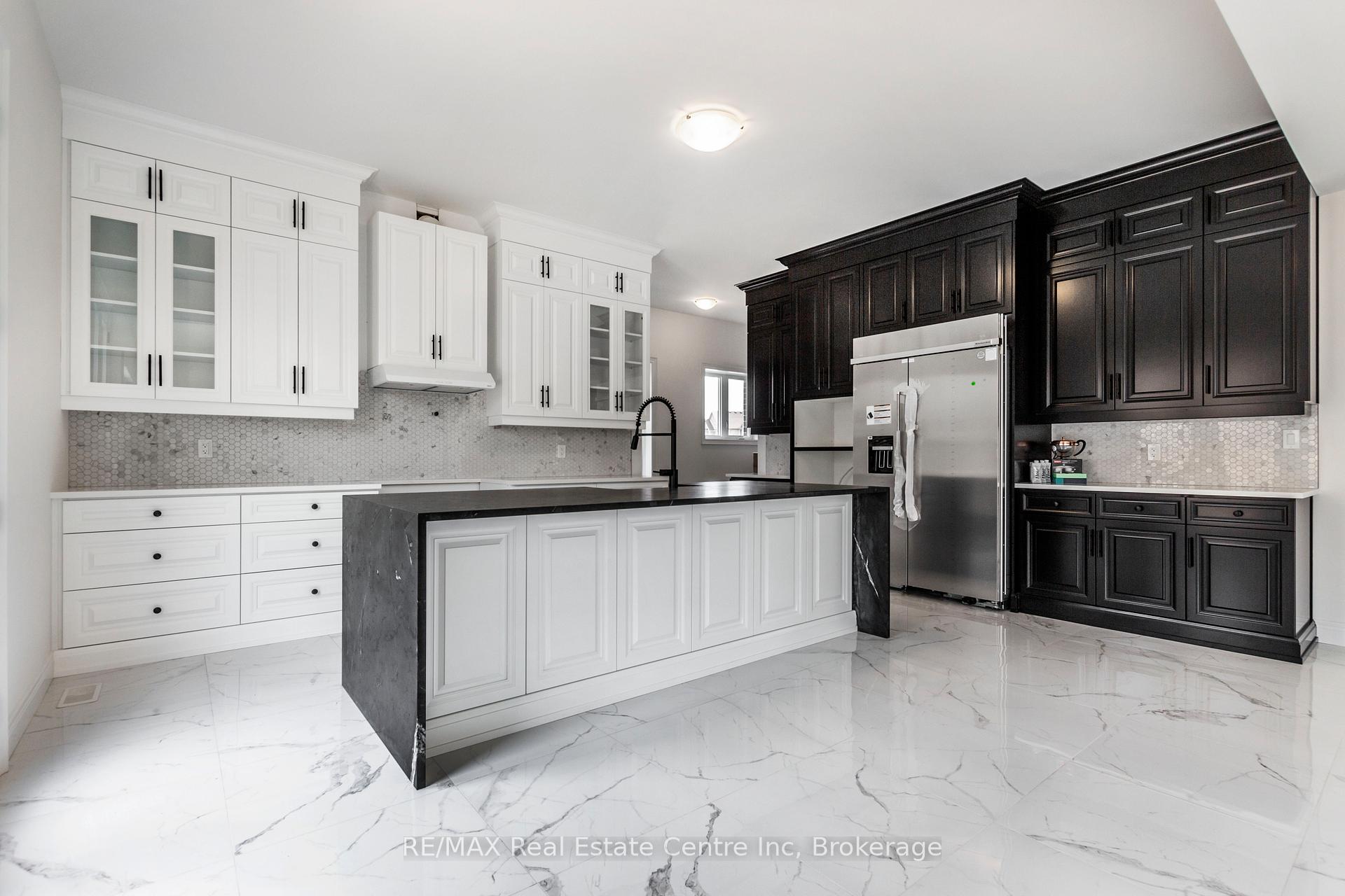 Photo 7 of 143 Ambrous Crescent, Guelph, Kortright East — HOMEH