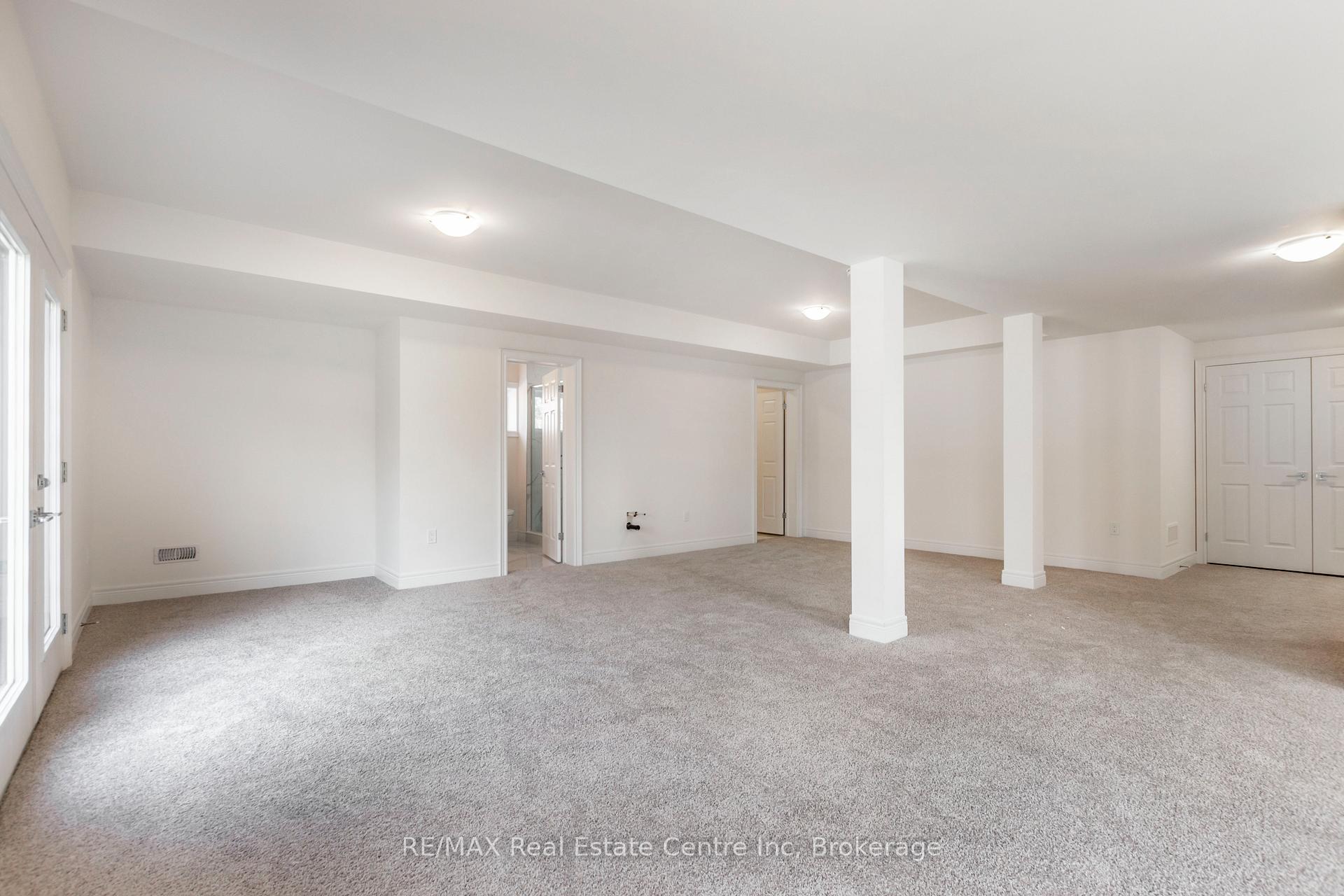 Photo 22 of 143 Ambrous Crescent, Guelph, Kortright East — HOMEH