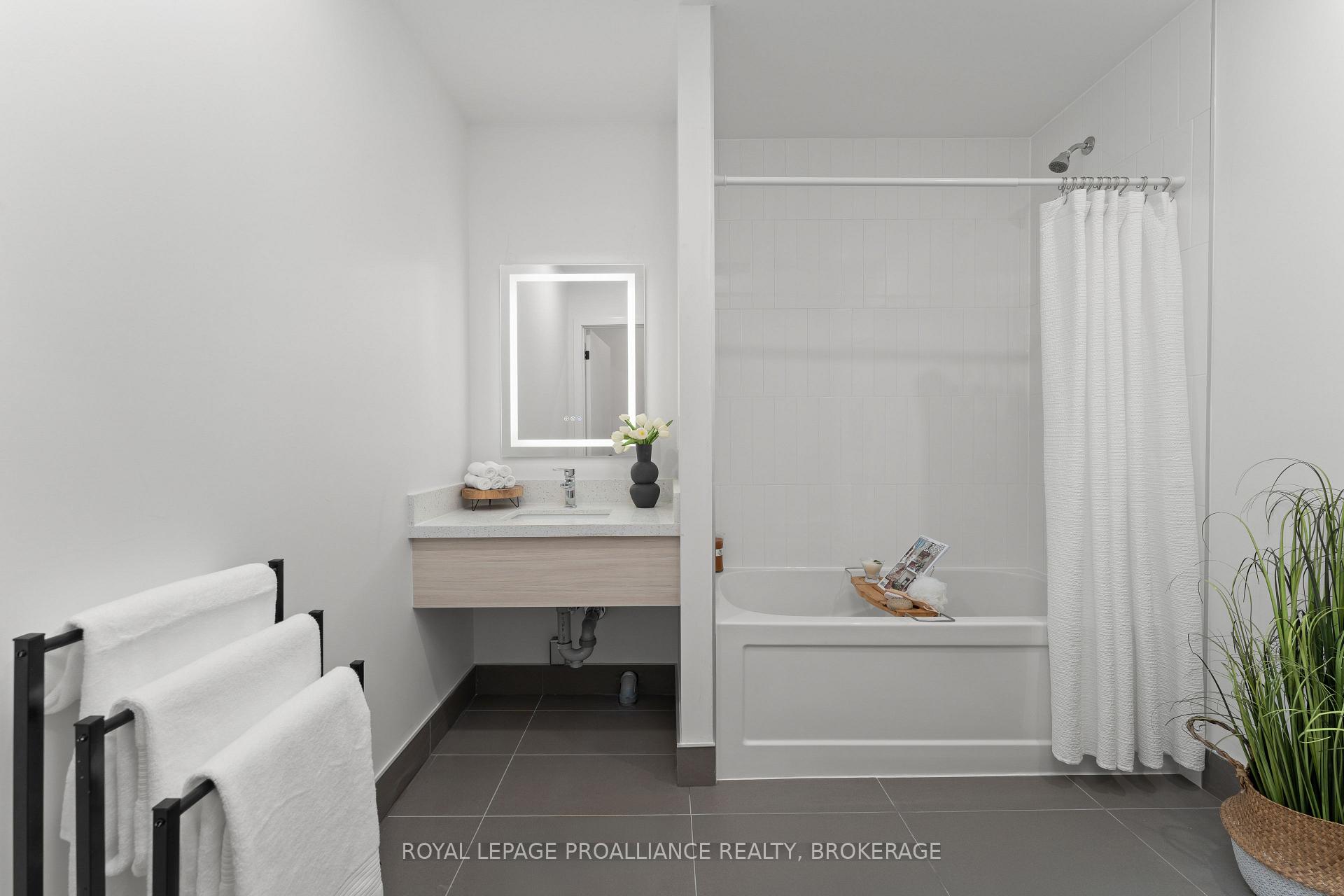 Photo 12 of Unit 101, 425 Fourth Street, Gananoque, Gananoque — HOMEH