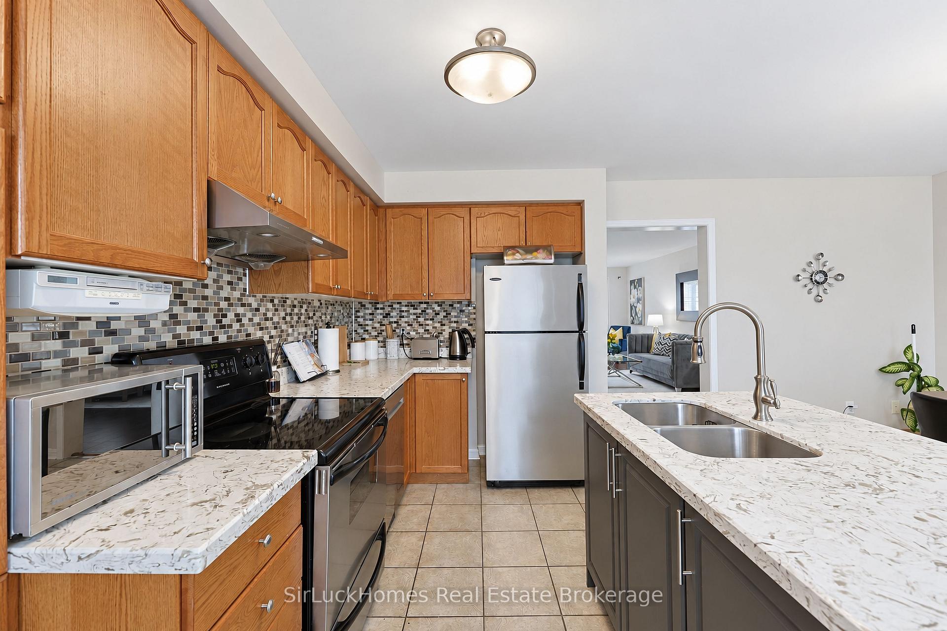 Photo 19 of Unit 22, 250 Richvale Drive S, Brampton, Heart Lake East — HOMEH