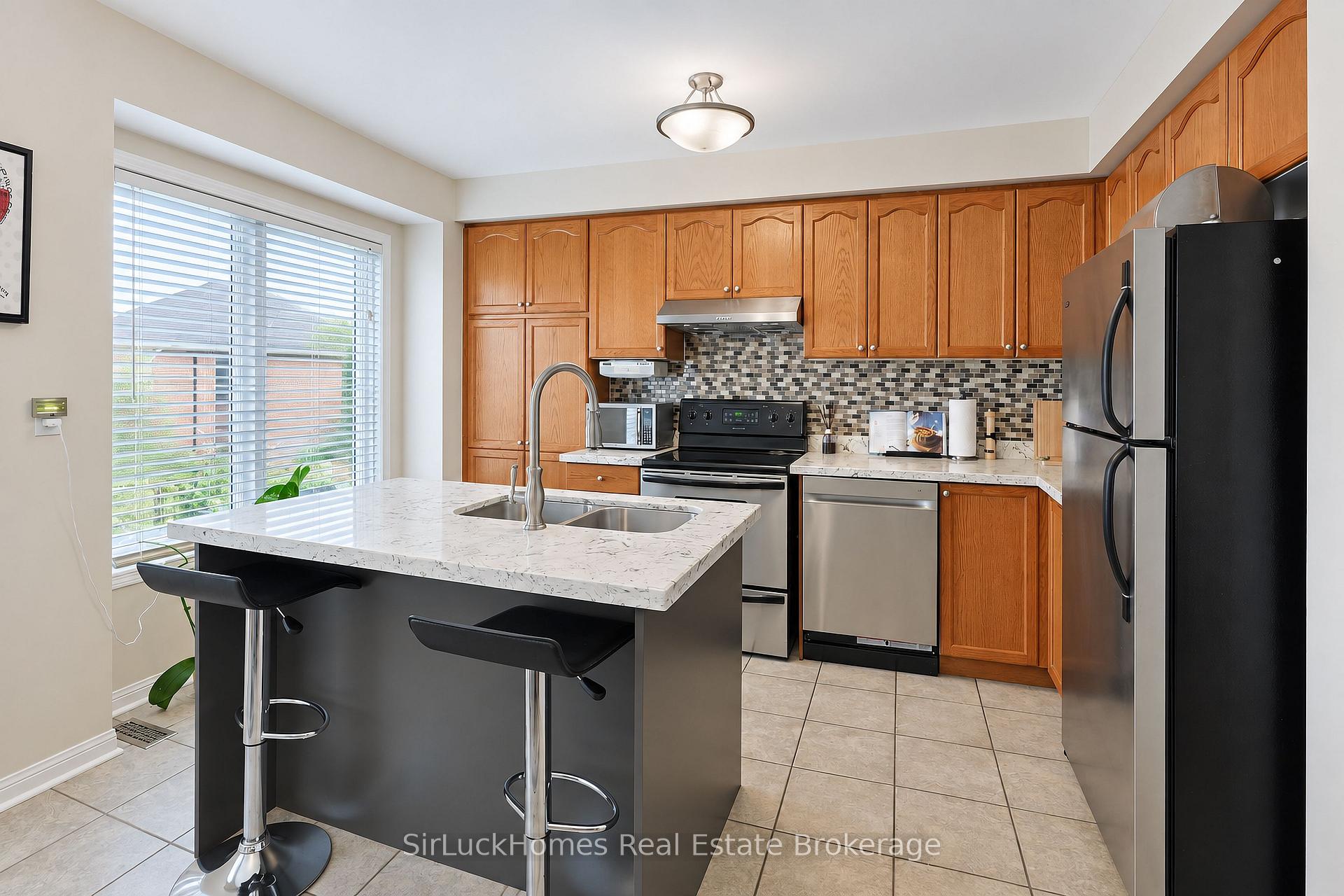 Photo 23 of Unit 22, 250 Richvale Drive S, Brampton, Heart Lake East — HOMEH