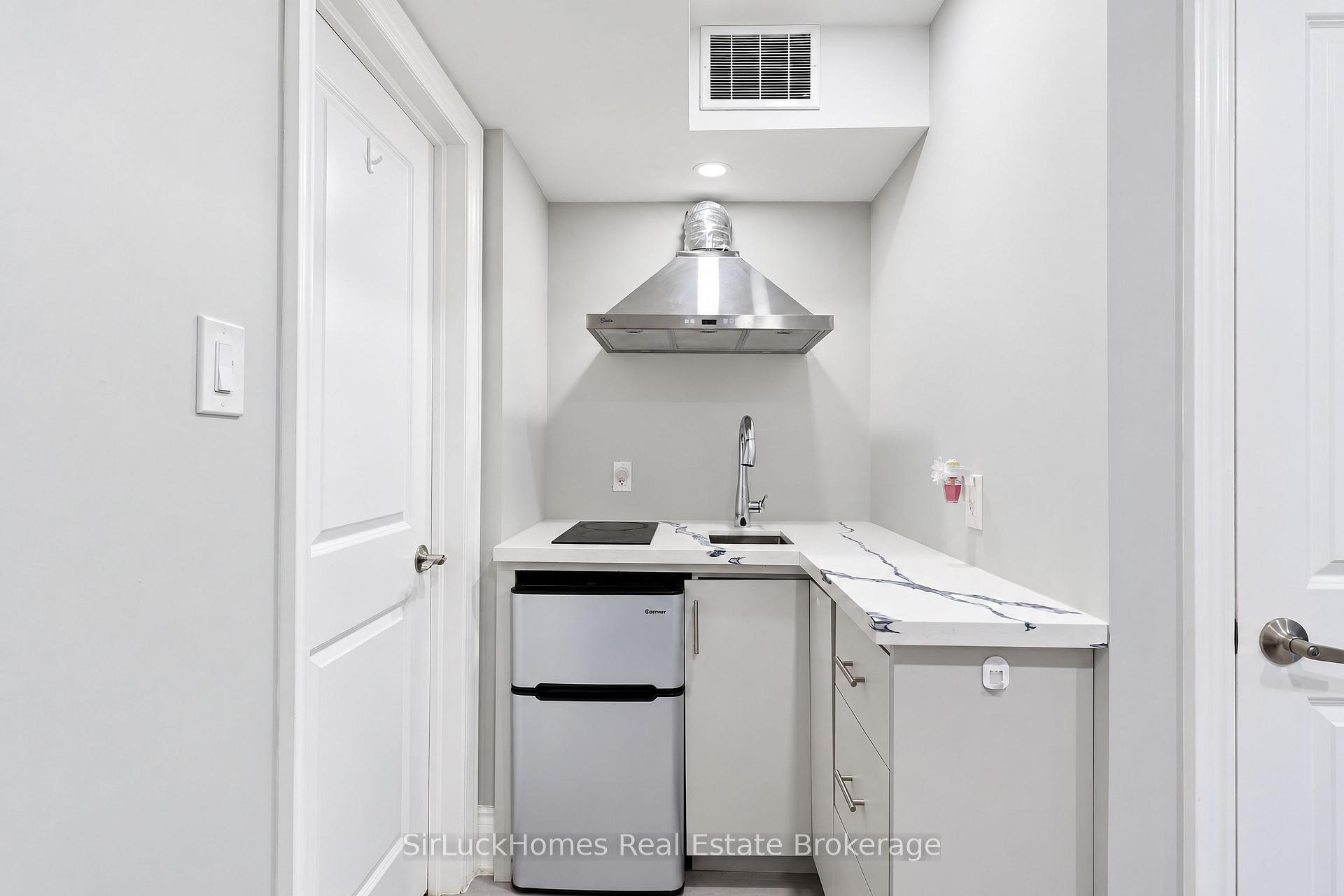 Photo 42 of Unit 22, 250 Richvale Drive S, Brampton, Heart Lake East — HOMEH