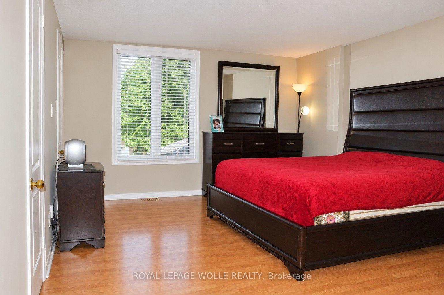 Photo 8 of Unit 2, 525 Oakvale Drive, Waterloo, Westvale — HOMEH