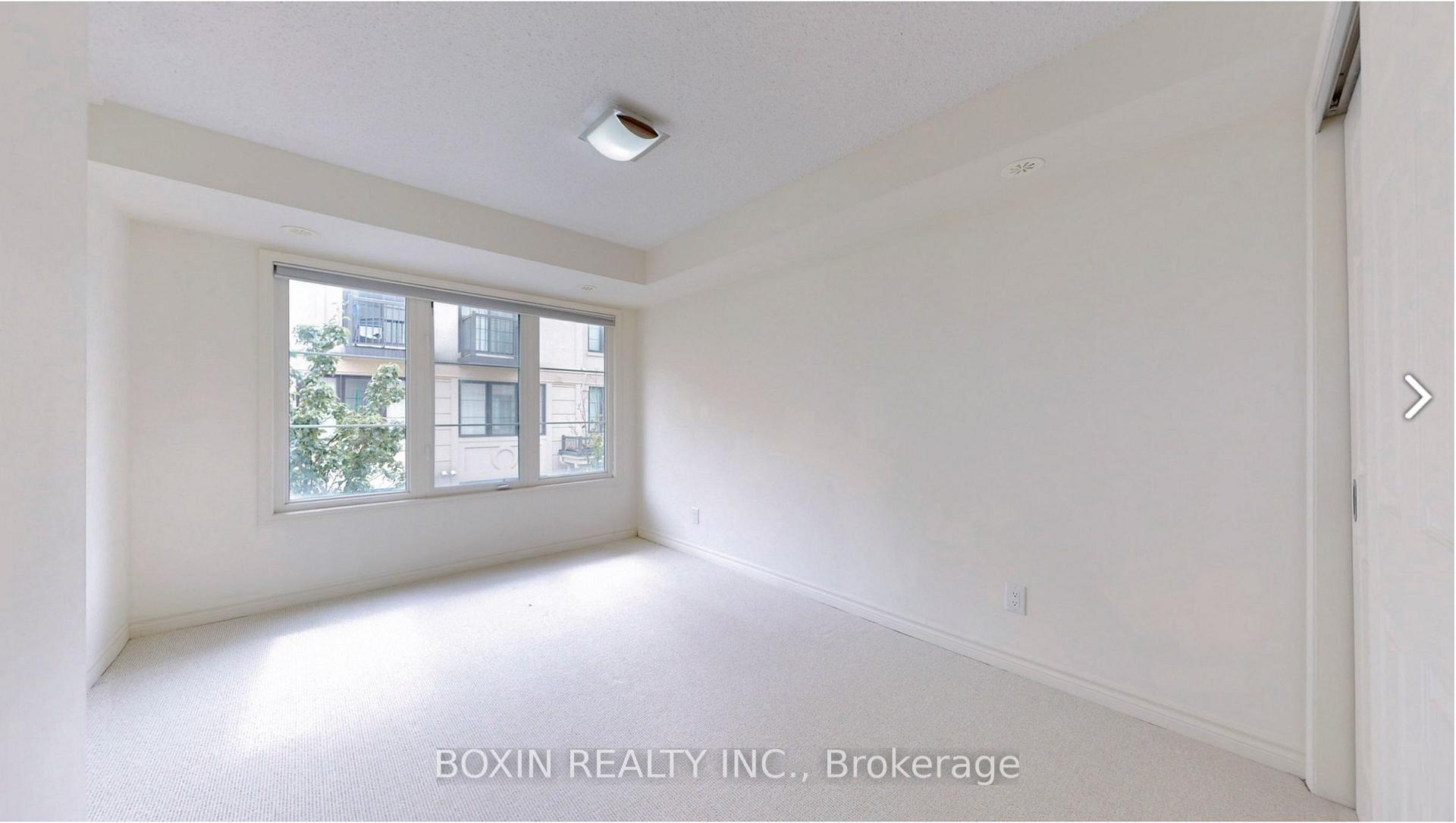 Photo 9 of Unit 14, 7 Brighton Place, Vaughan, Crestwood-Springfarm-Yorkhill — HOMEH