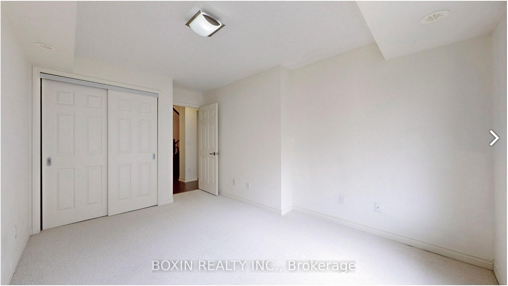 Photo 11 of Unit 14, 7 Brighton Place, Vaughan, Crestwood-Springfarm-Yorkhill — HOMEH