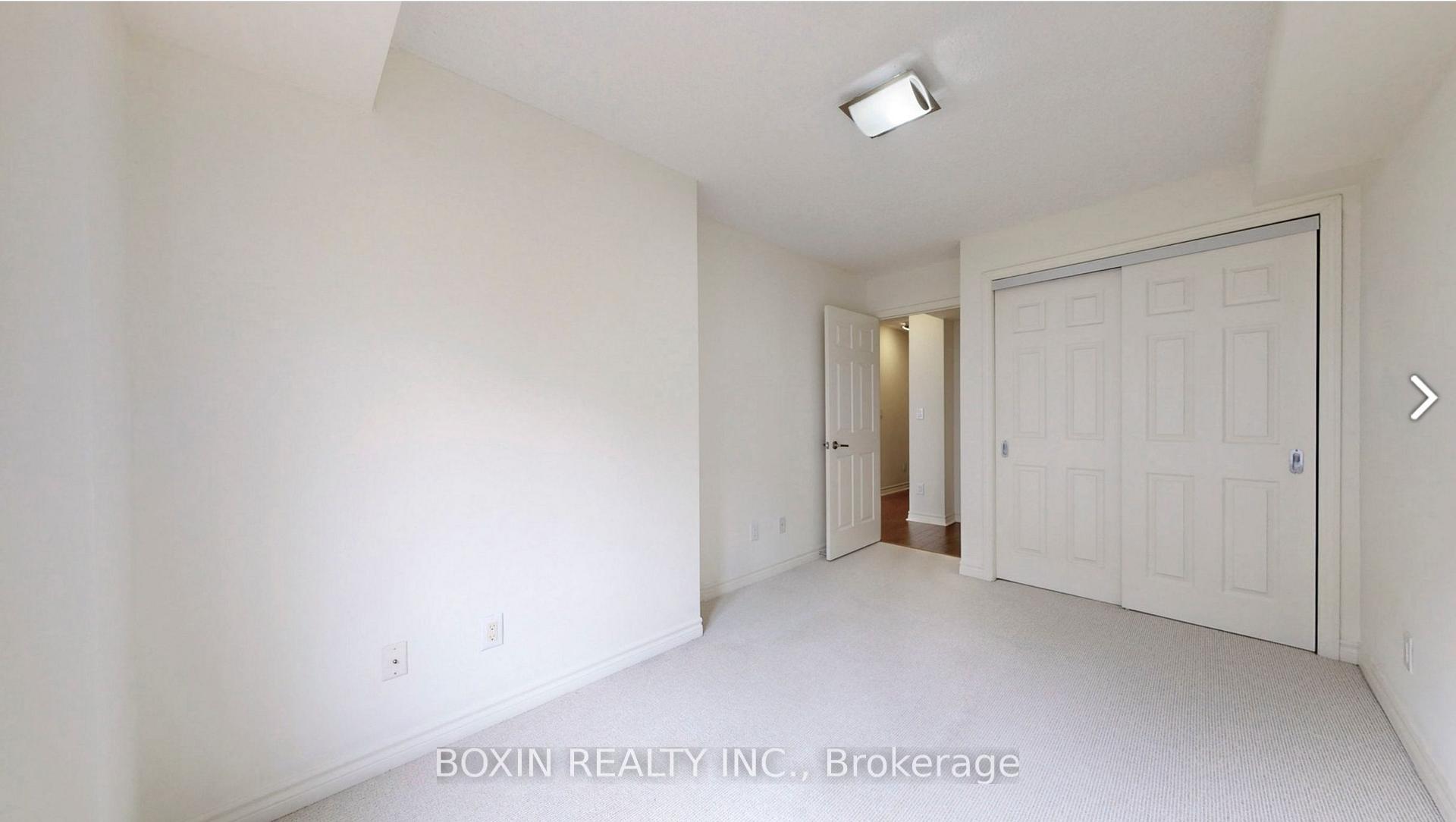 Photo 14 of Unit 14, 7 Brighton Place, Vaughan, Crestwood-Springfarm-Yorkhill — HOMEH