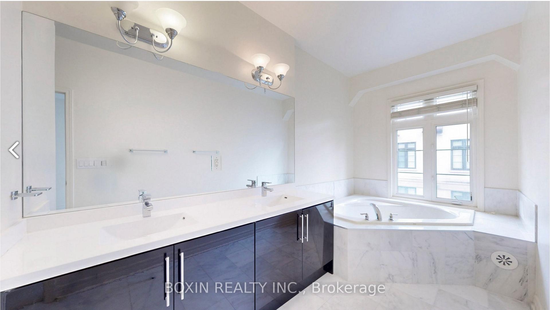 Photo 20 of Unit 14, 7 Brighton Place, Vaughan, Crestwood-Springfarm-Yorkhill — HOMEH