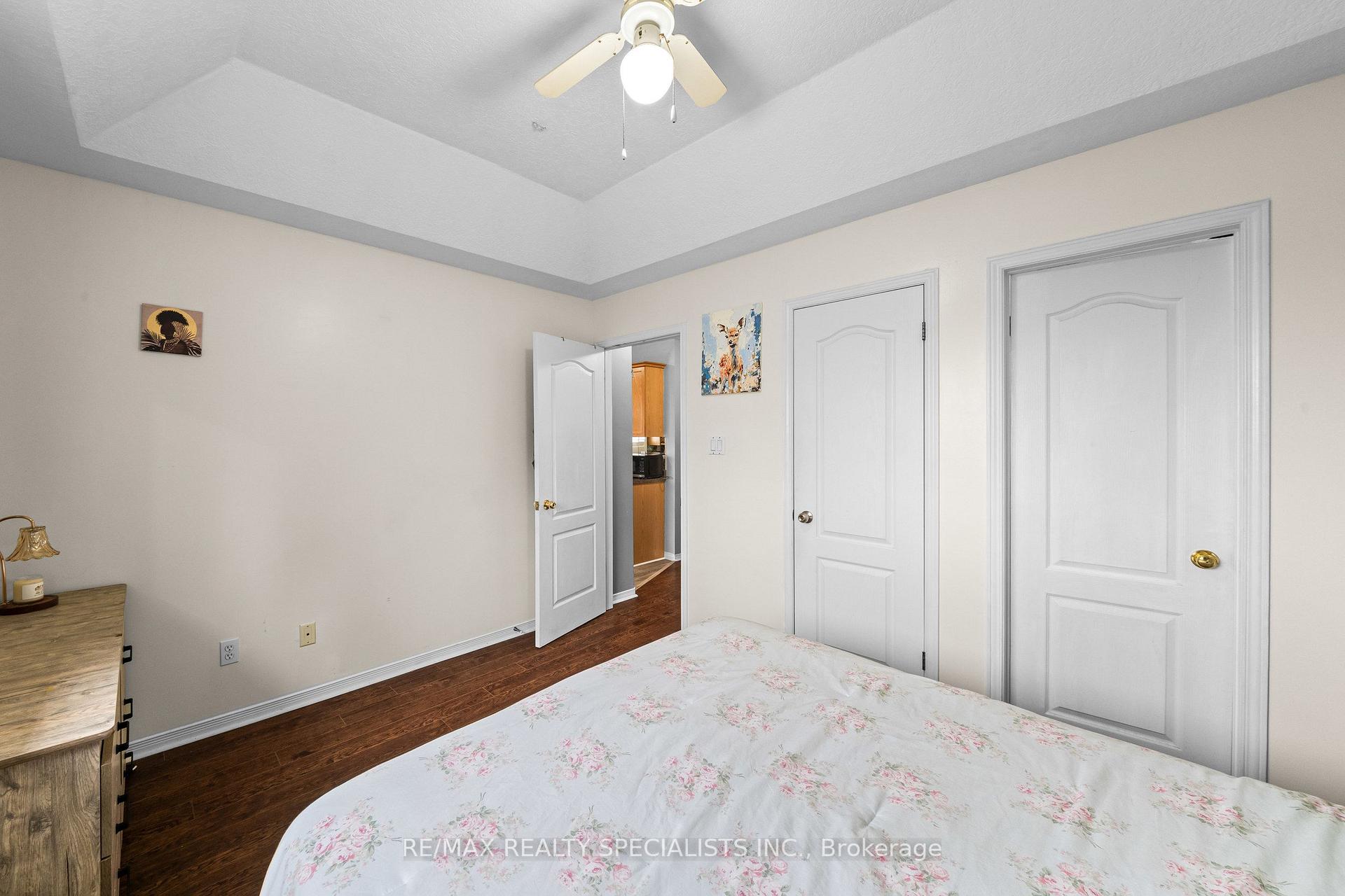 Photo 25 of 43 Hunter Road, Orangeville — HOMEH