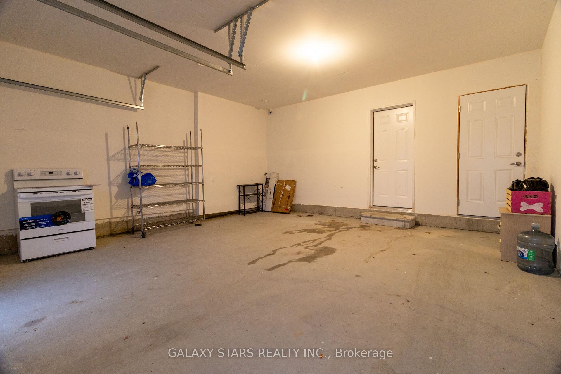 Photo 33 of 31 Hoad Street, Clarington, Newcastle — HOMEH