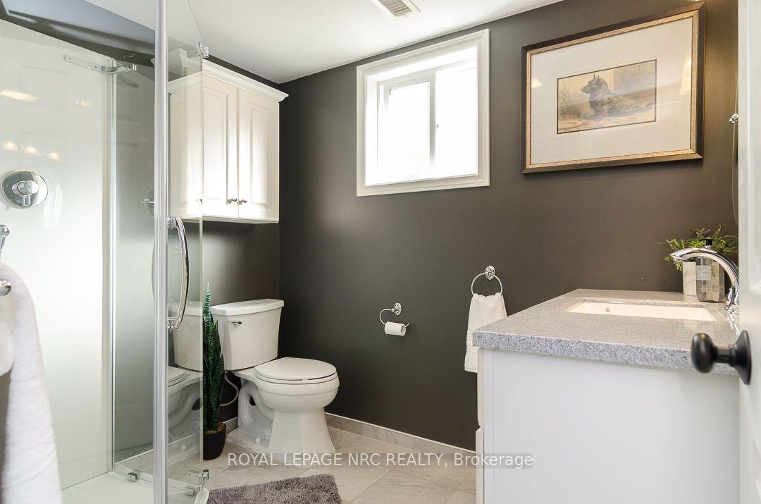 Photo 27 of 7979 Oakridge Drive, Niagara Falls, Mt. Carmel — HOMEH