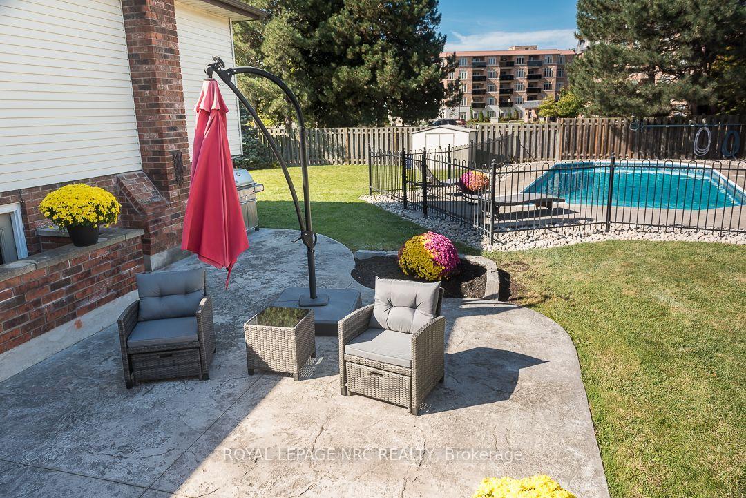 Photo 34 of 7979 Oakridge Drive, Niagara Falls, Mt. Carmel — HOMEH