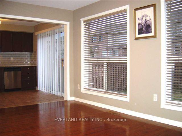 Photo 10 of 2344 Proudfoot Trail, Oakville, West Oak Trails — HOMEH