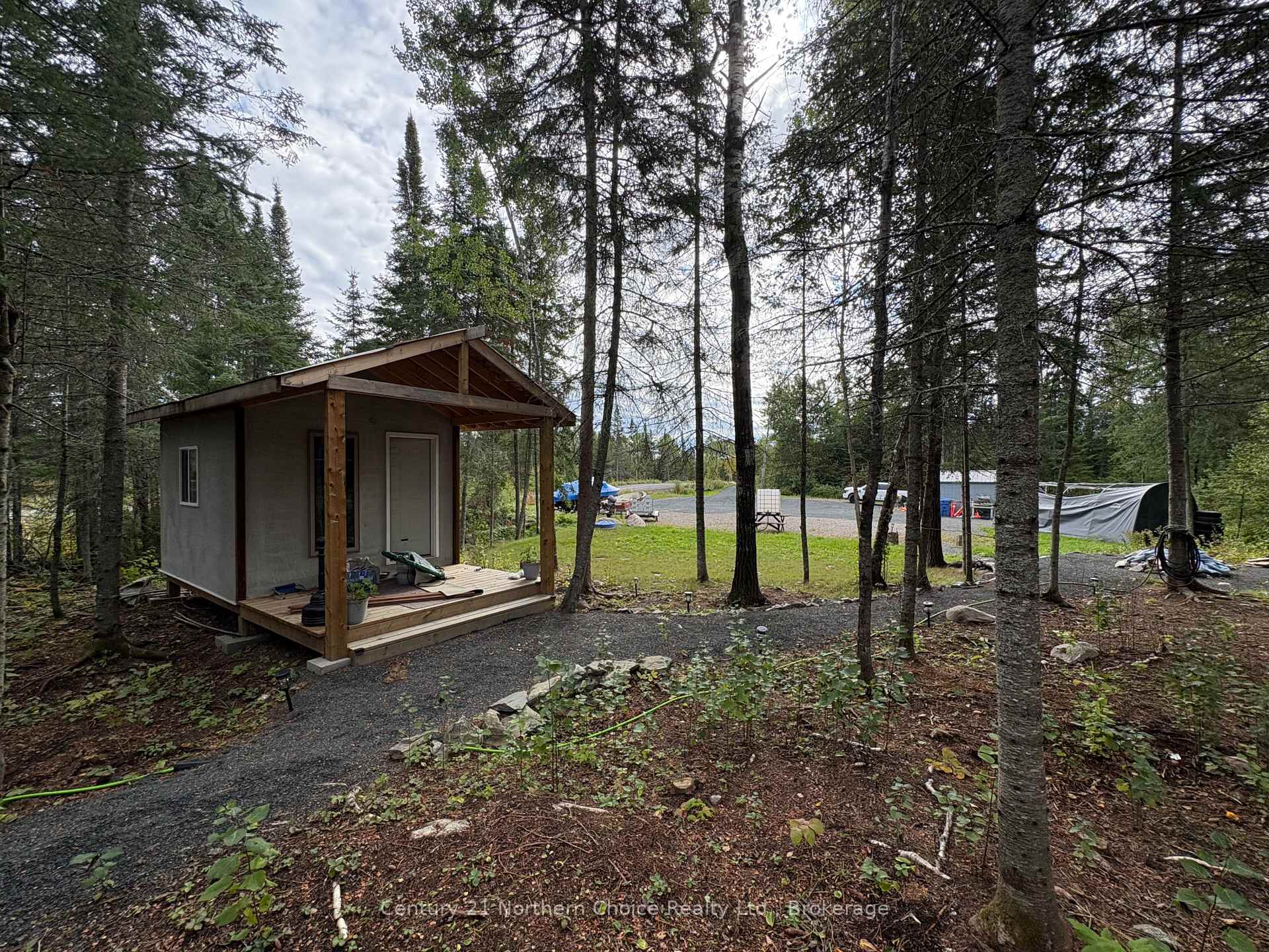 Photo 3 of 21 Acheson Way W, Kenora, Keewatin North — HOMEH