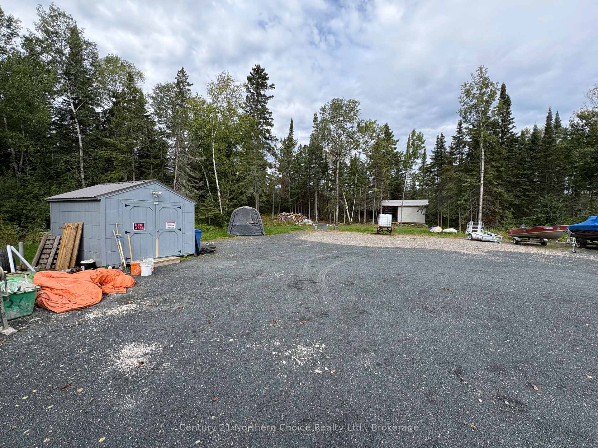 Photo 4 of 21 Acheson Way W, Kenora, Keewatin North — HOMEH