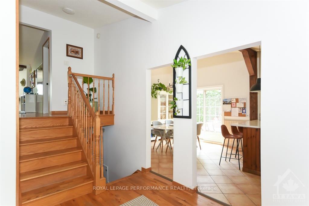 Photo 8 of 85 Crownhill Street, Ottawa, Cardinal Heights — HOMEH