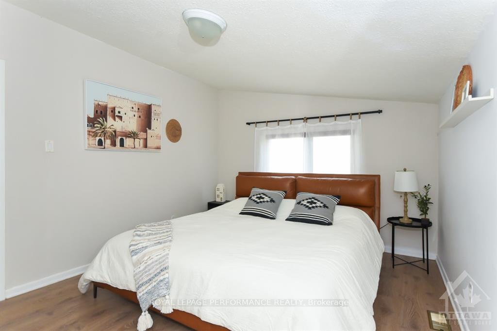 Photo 13 of 85 Crownhill Street, Ottawa, Cardinal Heights — HOMEH