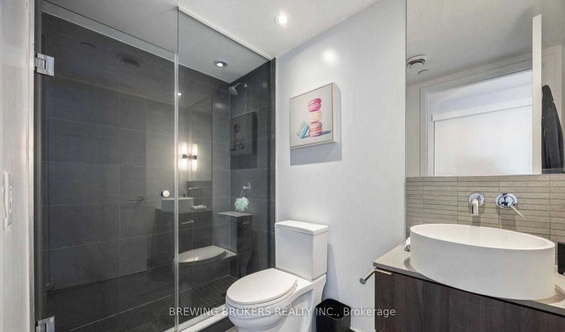 Photo 6 of Unit 3209, 161 Roehampton Avenue, Toronto, Mount Pleasant West — HOMEH
