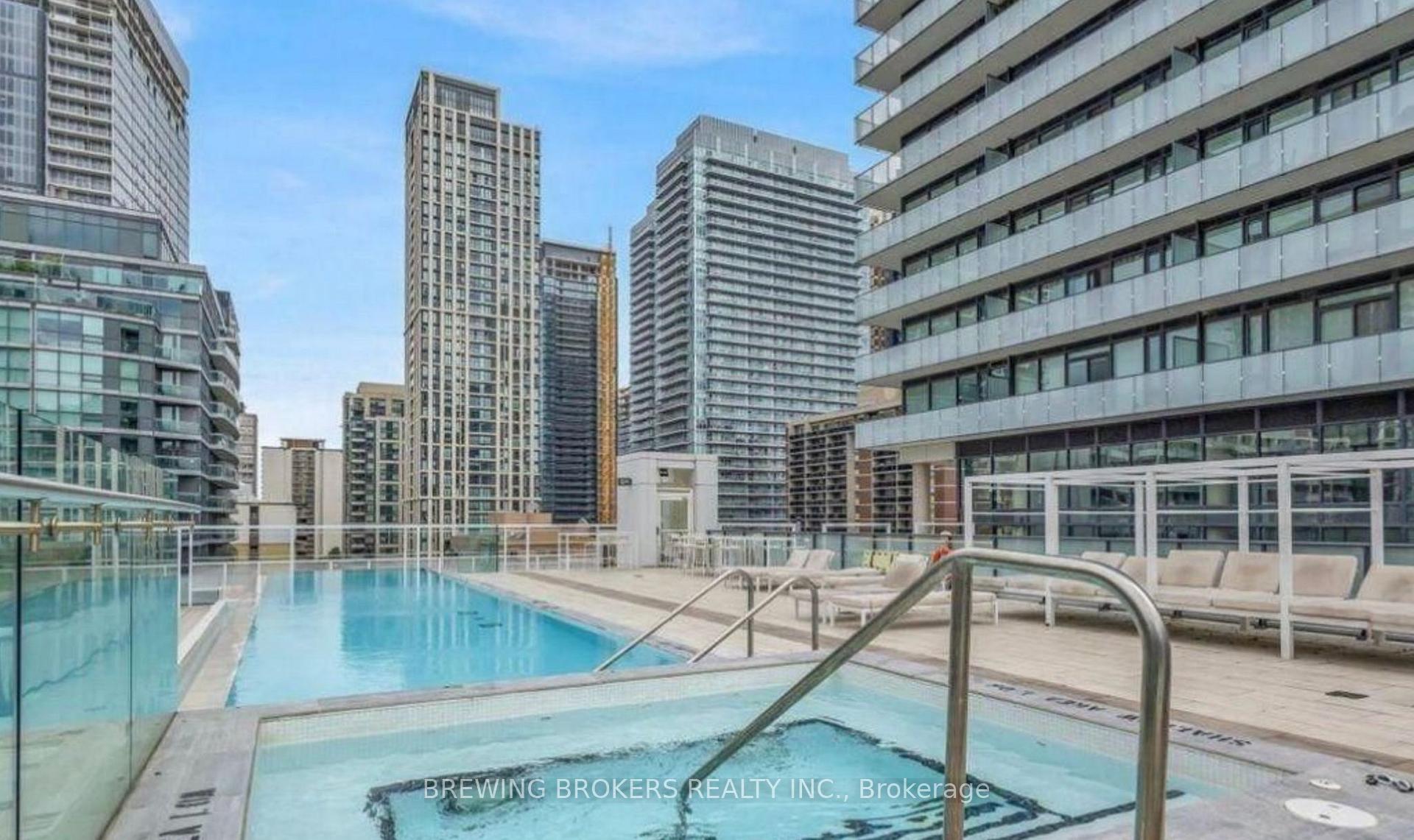 Photo 8 of Unit 3209, 161 Roehampton Avenue, Toronto, Mount Pleasant West — HOMEH