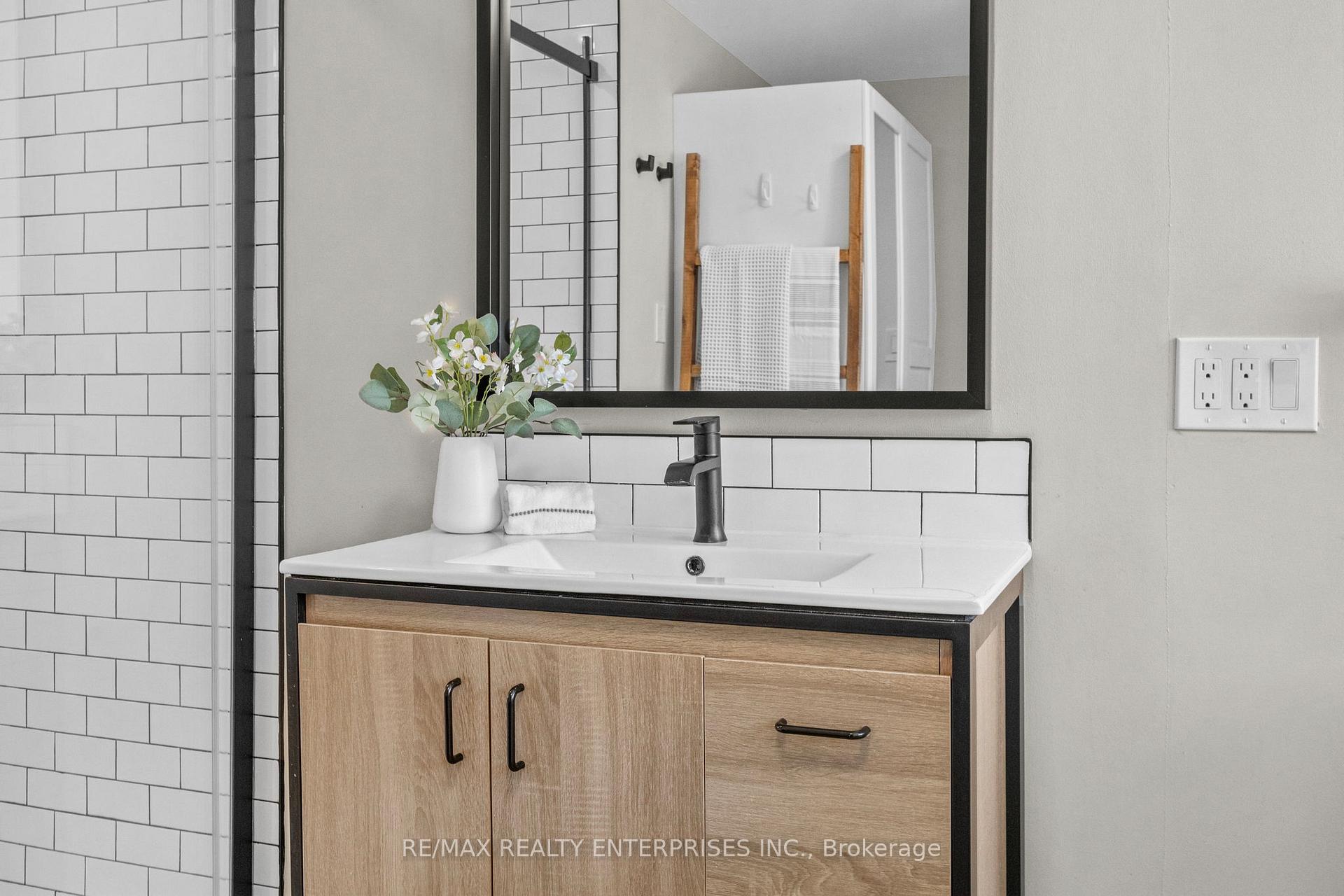 Photo 28 of Unit 1, 685 Francis Road, Burlington, LaSalle — HOMEH