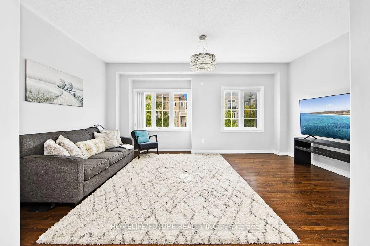Photo 9 of Unit 7, 3170 Boxford Crescent, Mississauga, Churchill Meadows — HOMEH