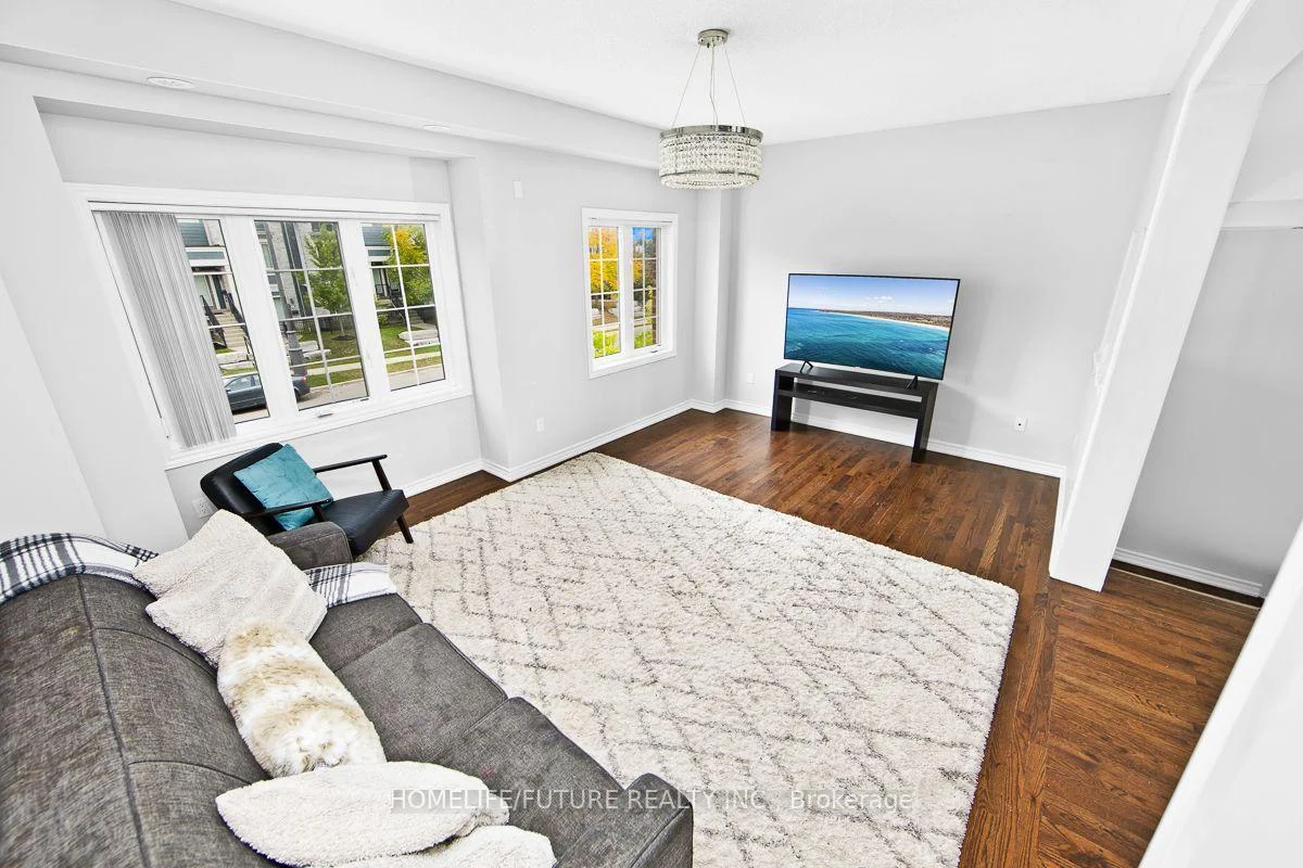 Photo 11 of Unit 7, 3170 Boxford Crescent, Mississauga, Churchill Meadows — HOMEH