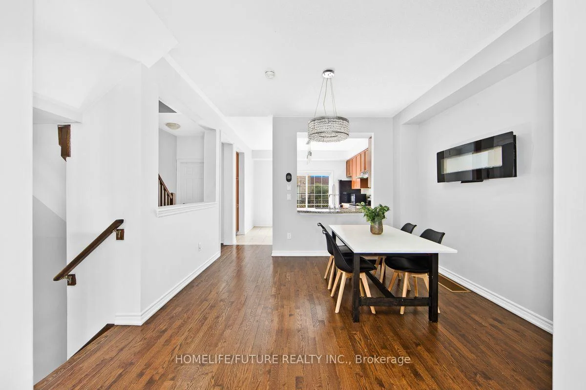 Photo 12 of Unit 7, 3170 Boxford Crescent, Mississauga, Churchill Meadows — HOMEH