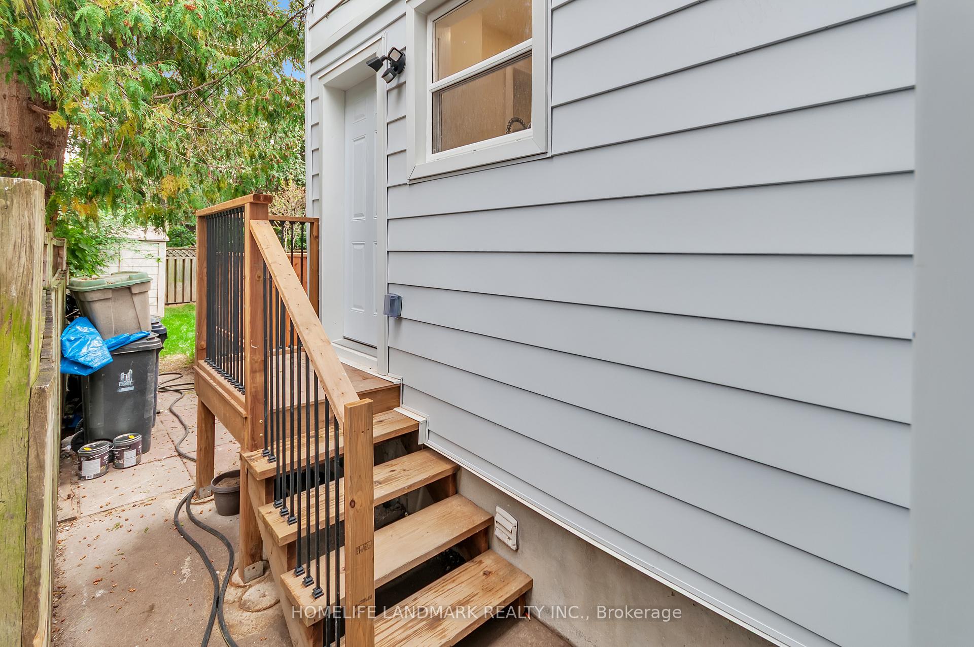 Photo 3 of 26 Queensdale Avenue, Toronto, Danforth Village-East York — HOMEH
