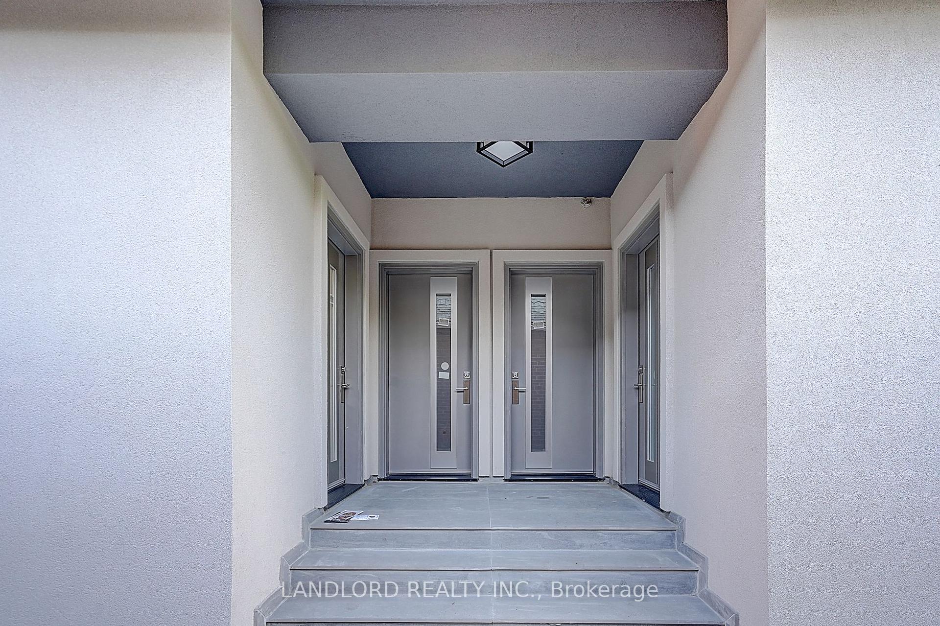 Photo 4 of Unit Unit 4, 1344 Pape Avenue, Toronto, Broadview North — HOMEH