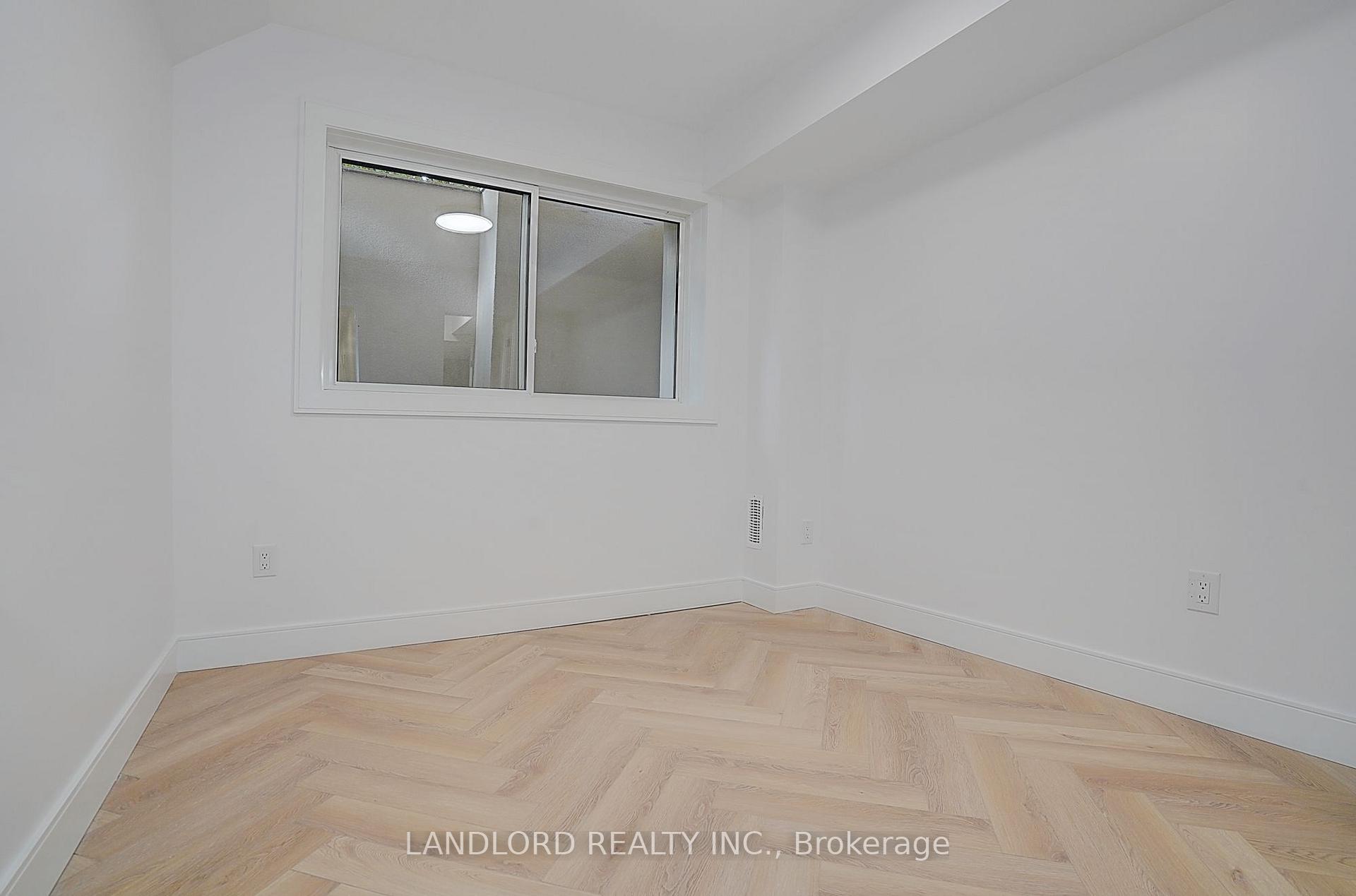Photo 32 of Unit Unit 4, 1344 Pape Avenue, Toronto, Broadview North — HOMEH