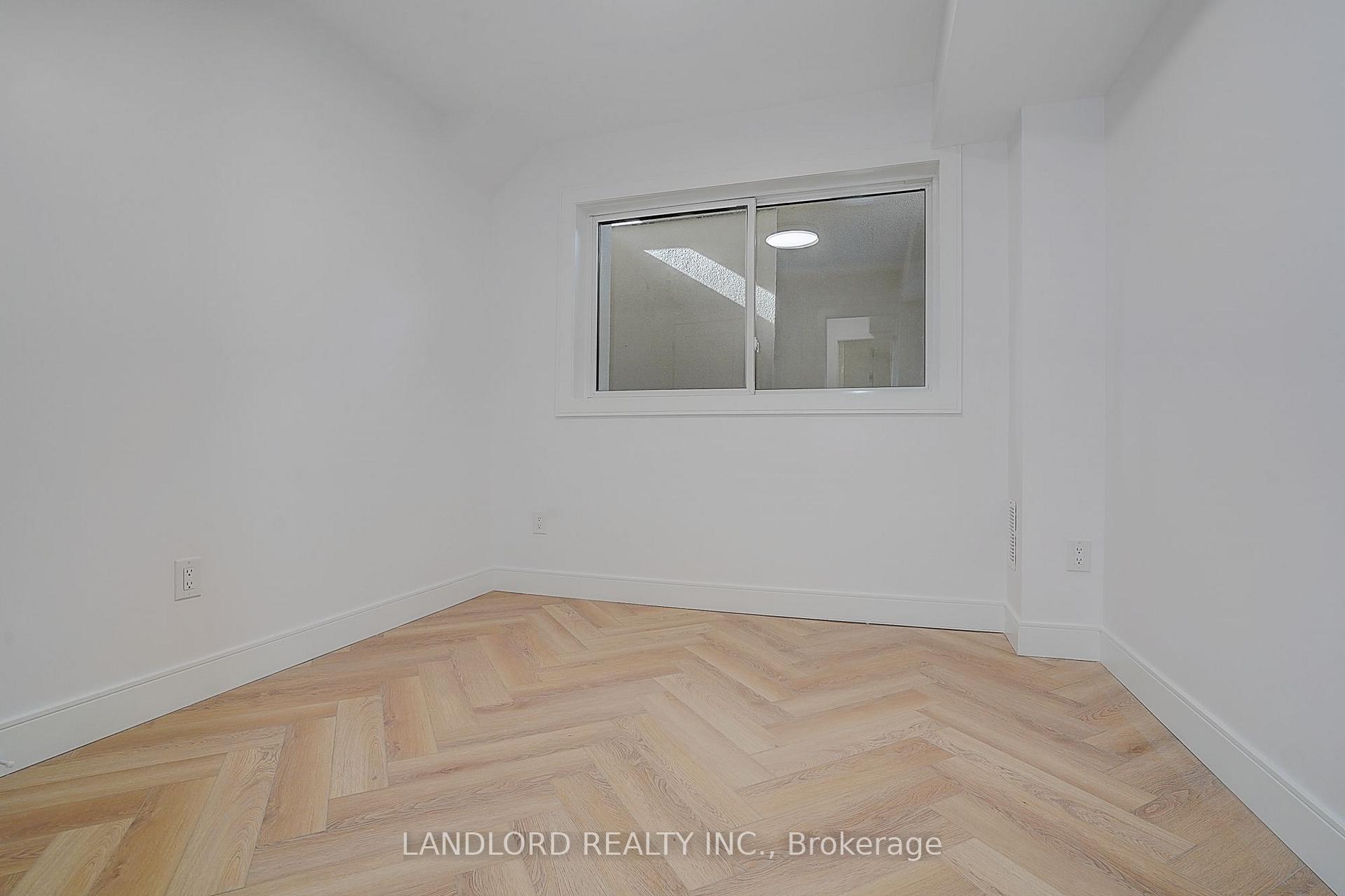 Photo 35 of Unit Unit 4, 1344 Pape Avenue, Toronto, Broadview North — HOMEH