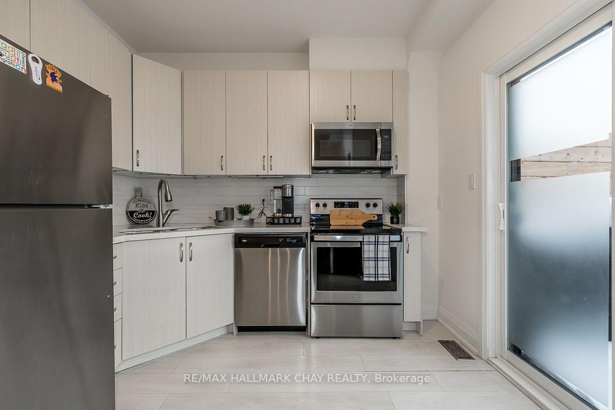 Photo 16 of 199 Ardagh Road, Barrie, Ardagh — HOMEH