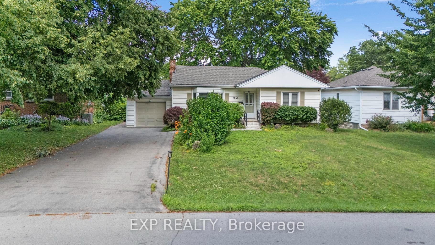 Photo 2 of 1063 Joan Drive, Burlington, LaSalle — HOMEH