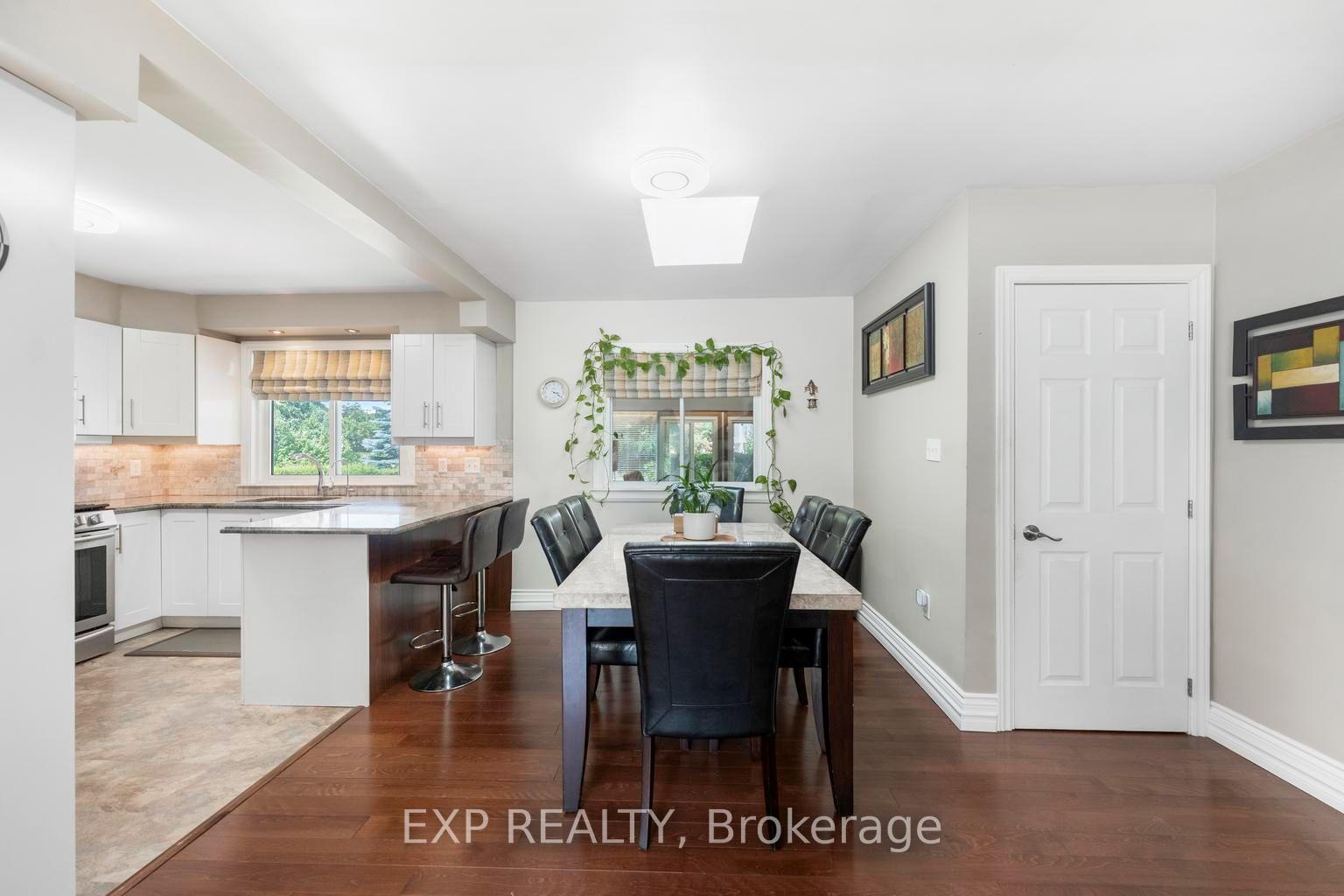 Photo 9 of 1063 Joan Drive, Burlington, LaSalle — HOMEH