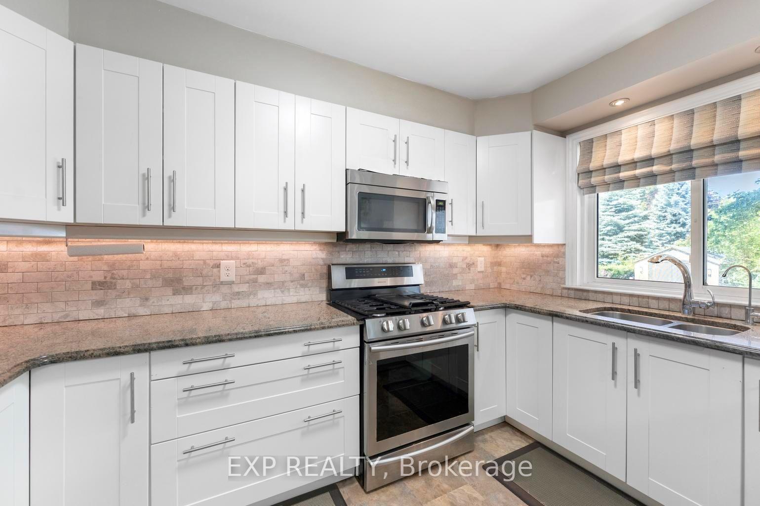 Photo 12 of 1063 Joan Drive, Burlington, LaSalle — HOMEH
