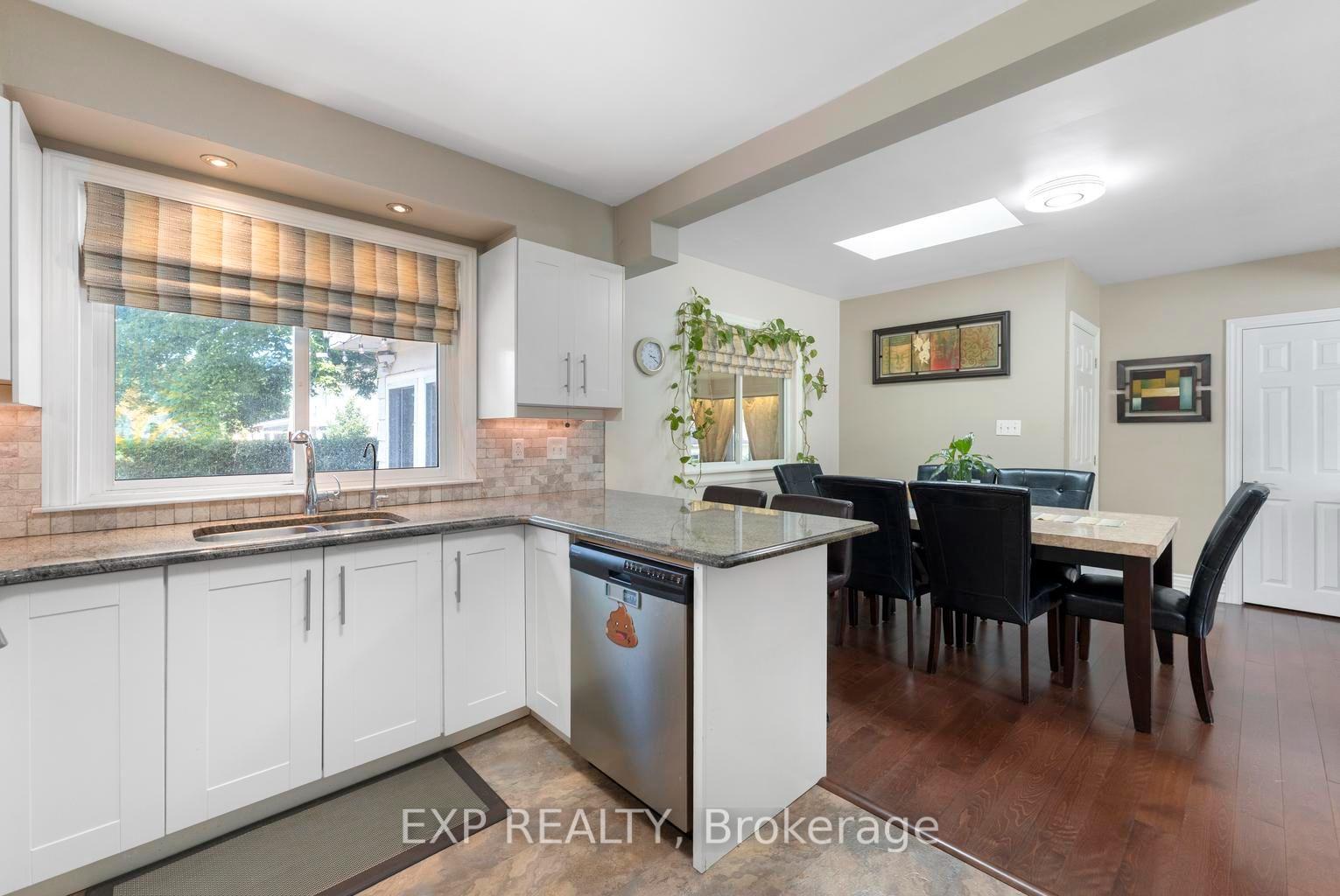 Photo 13 of 1063 Joan Drive, Burlington, LaSalle — HOMEH