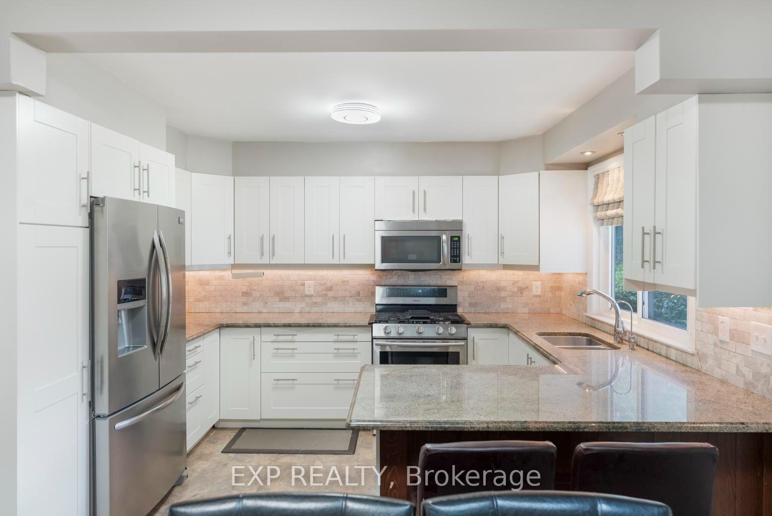 Photo 15 of 1063 Joan Drive, Burlington, LaSalle — HOMEH