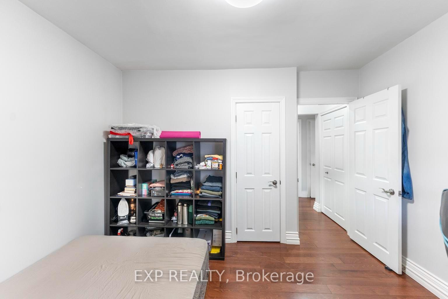 Photo 23 of 1063 Joan Drive, Burlington, LaSalle — HOMEH